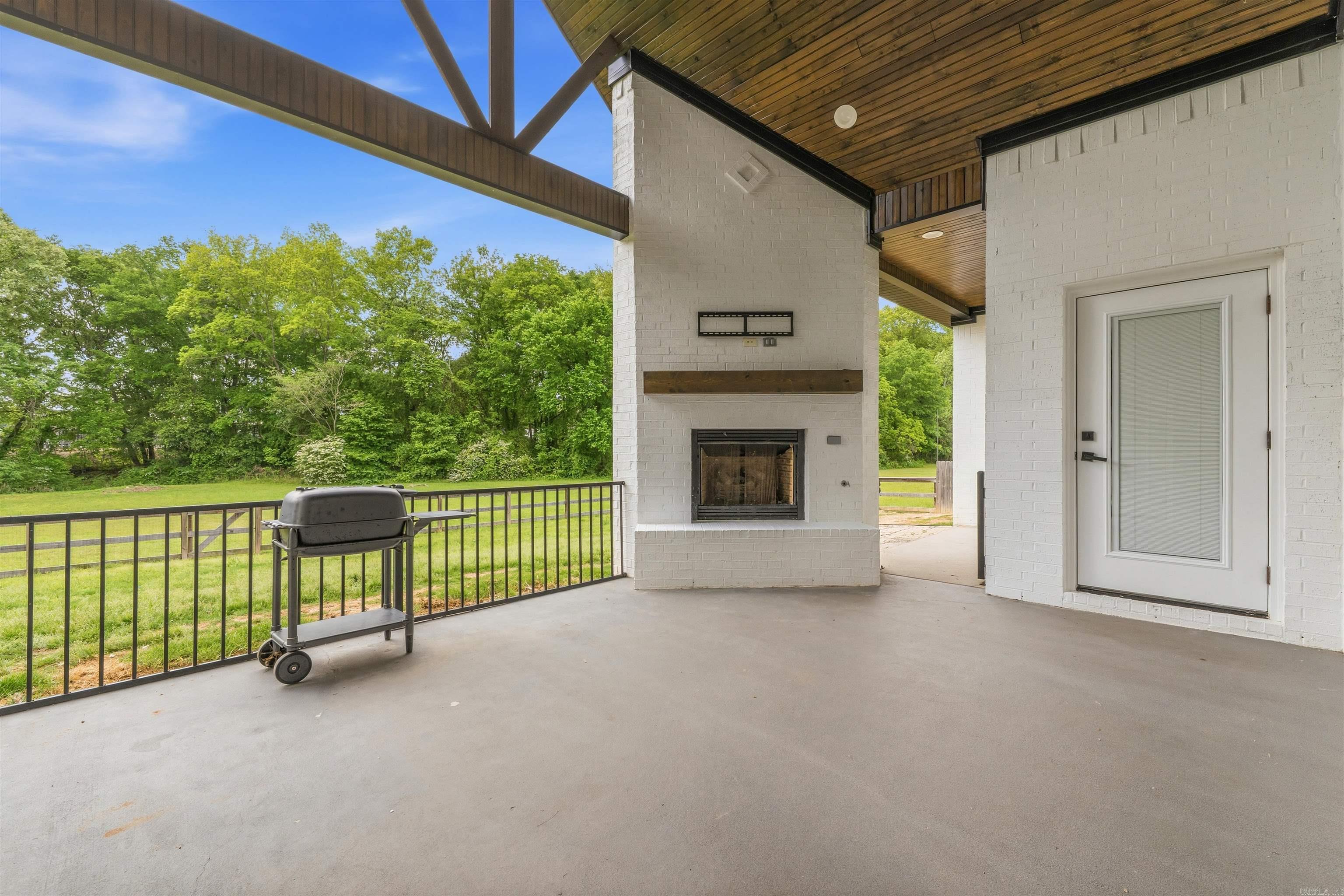 COLDWATER CREEK - Residential