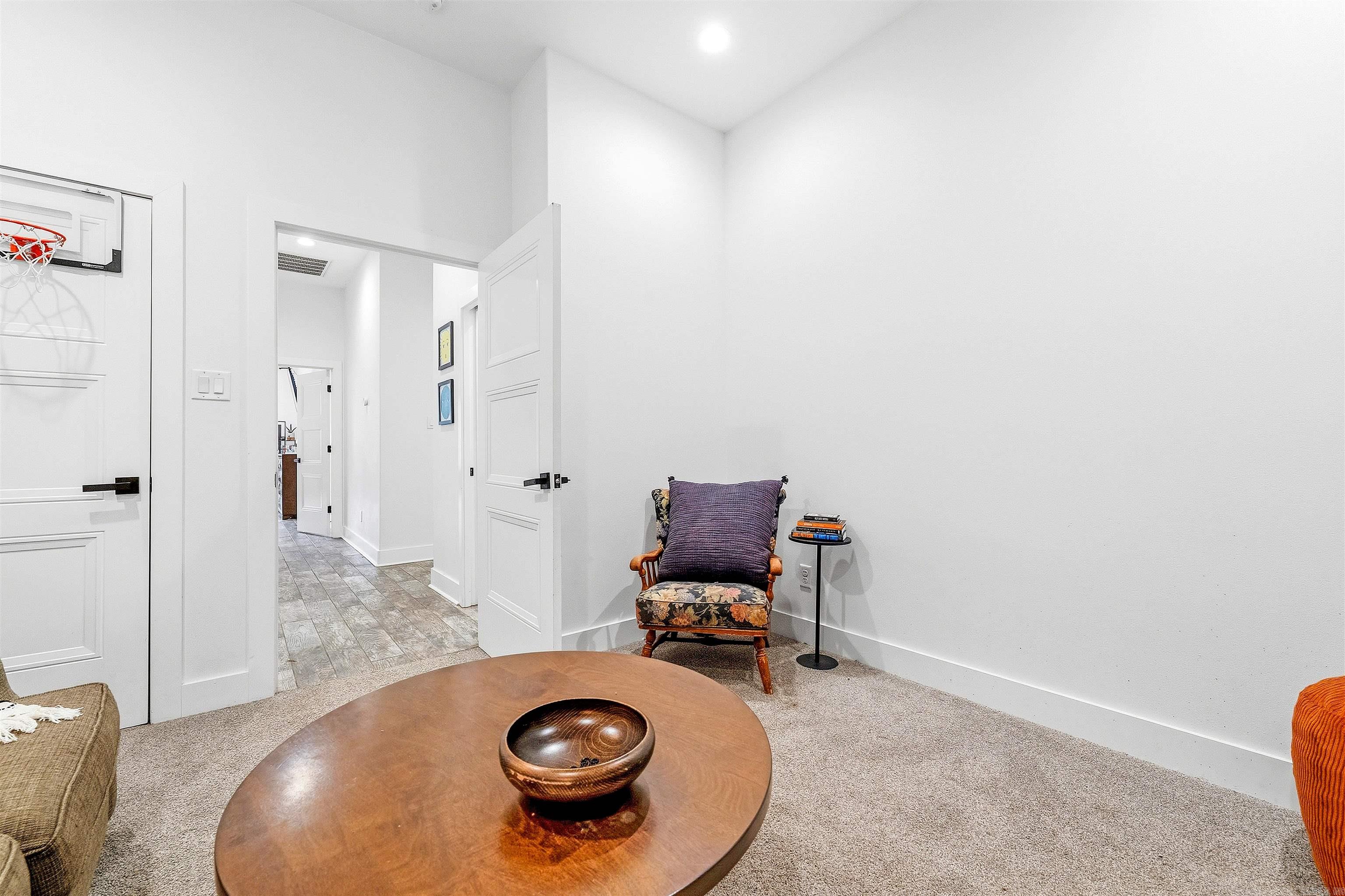 COLDWATER CREEK - Residential