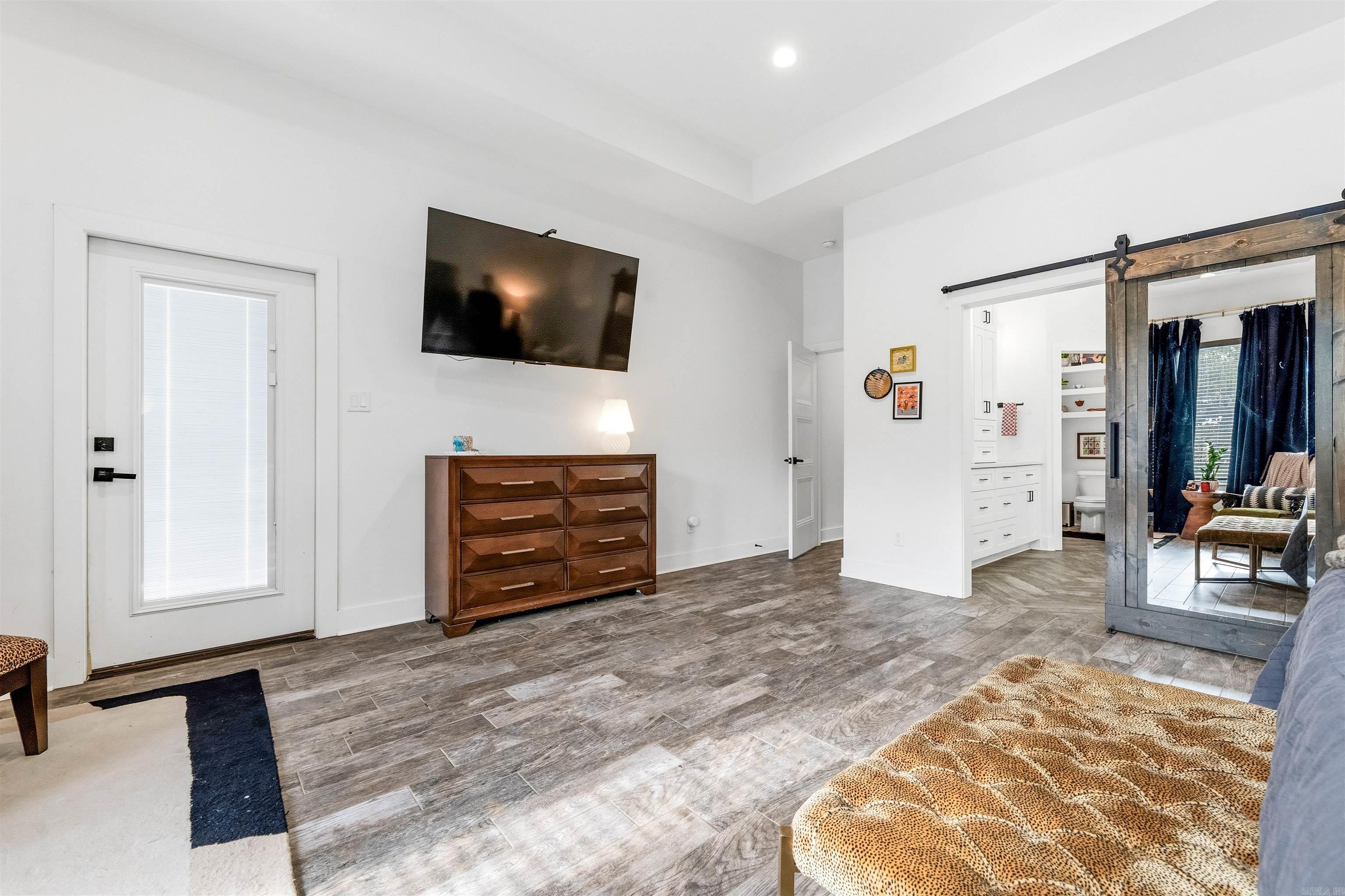 COLDWATER CREEK - Residential