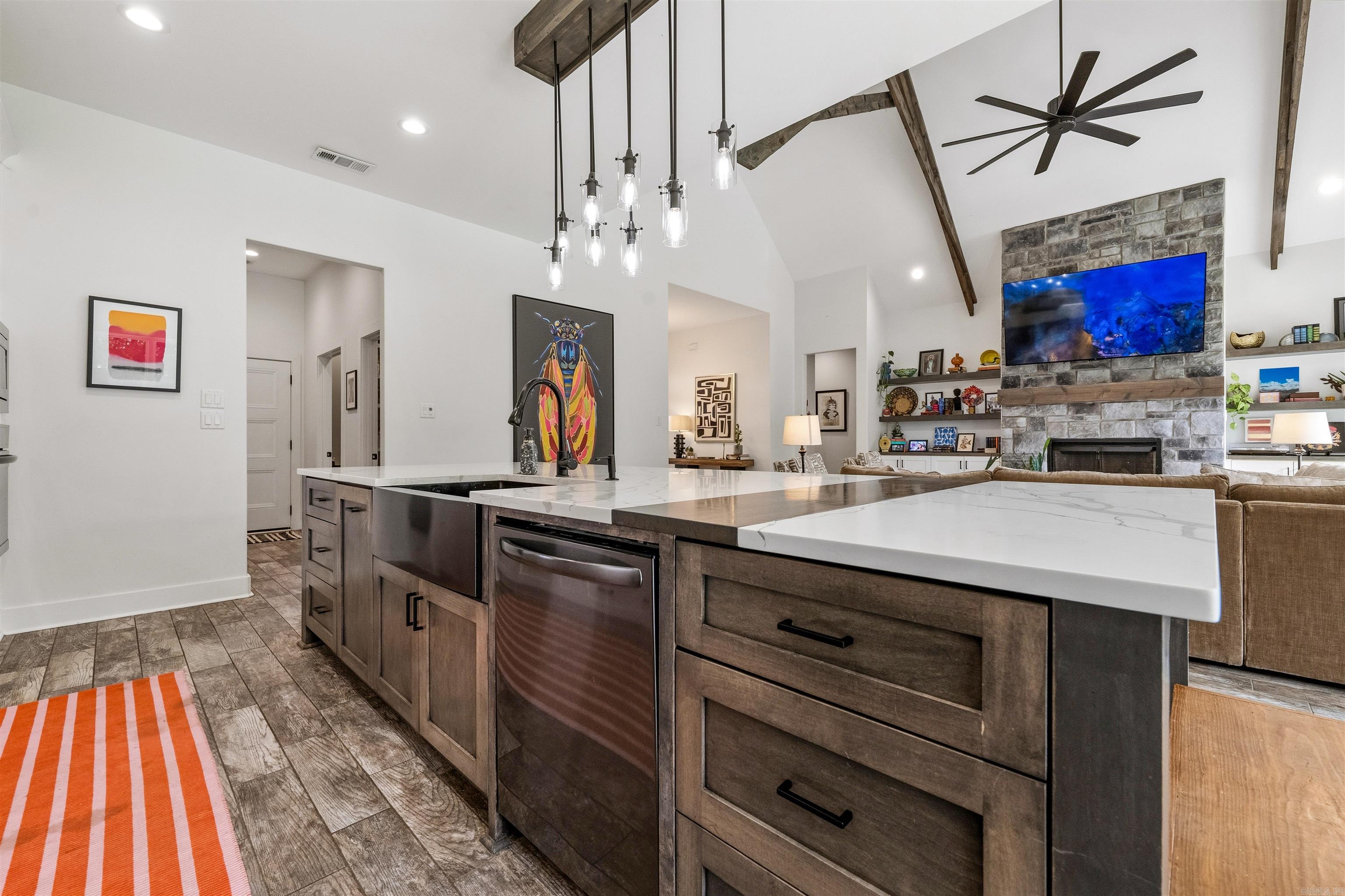 COLDWATER CREEK - Residential