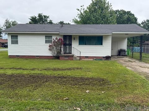 Photo of 502 E 7th, Carlisle, AR 72024 (MLS # 26017141)