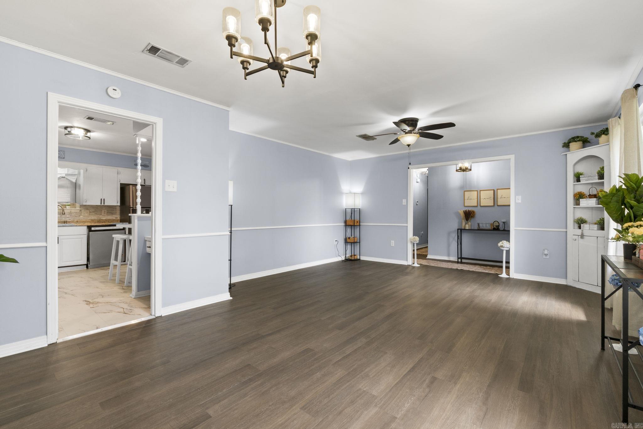 GREEN HILLS - Residential