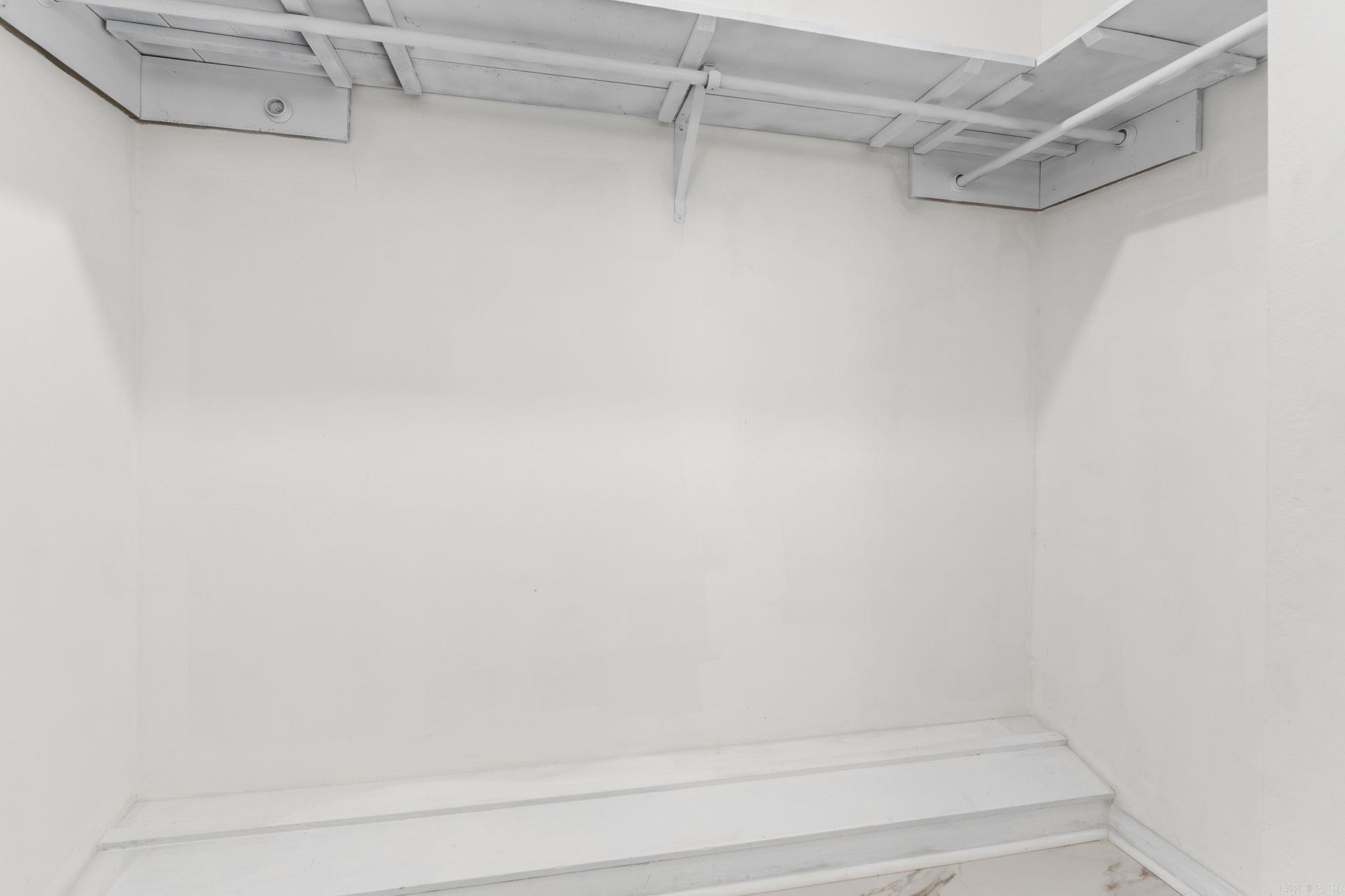 GREEN HILLS - Residential