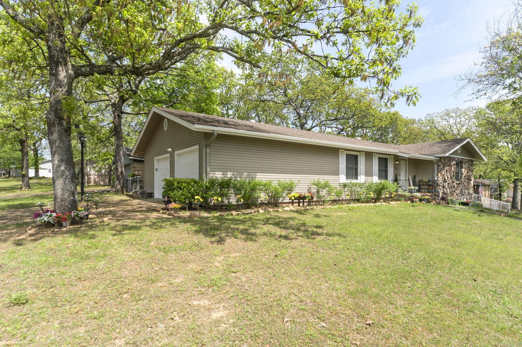 GREEN HILLS - Residential