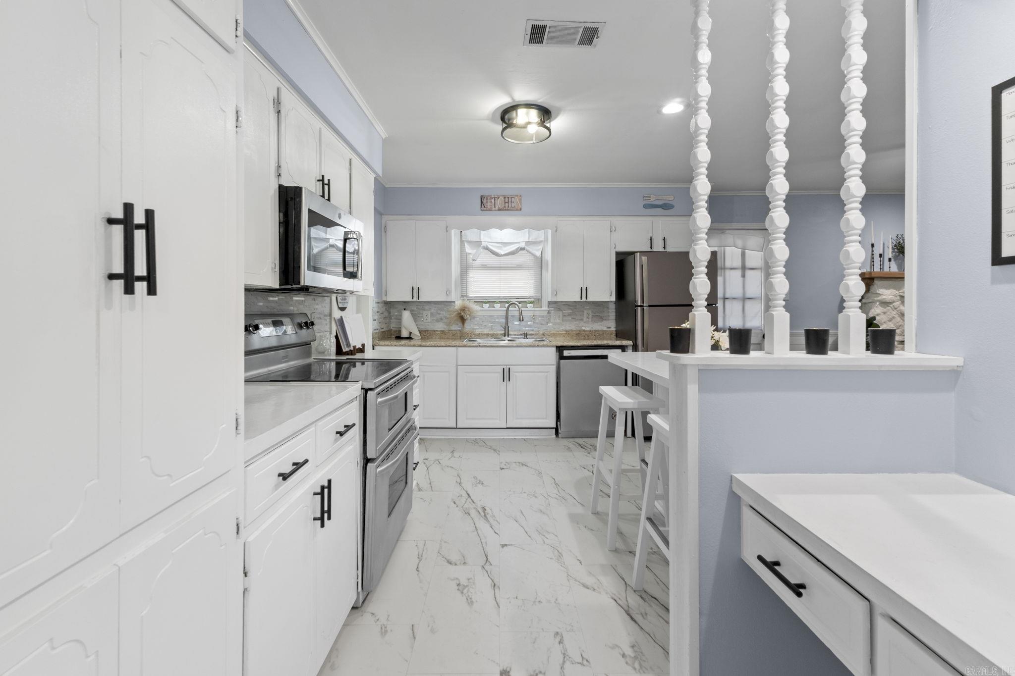 GREEN HILLS - Residential