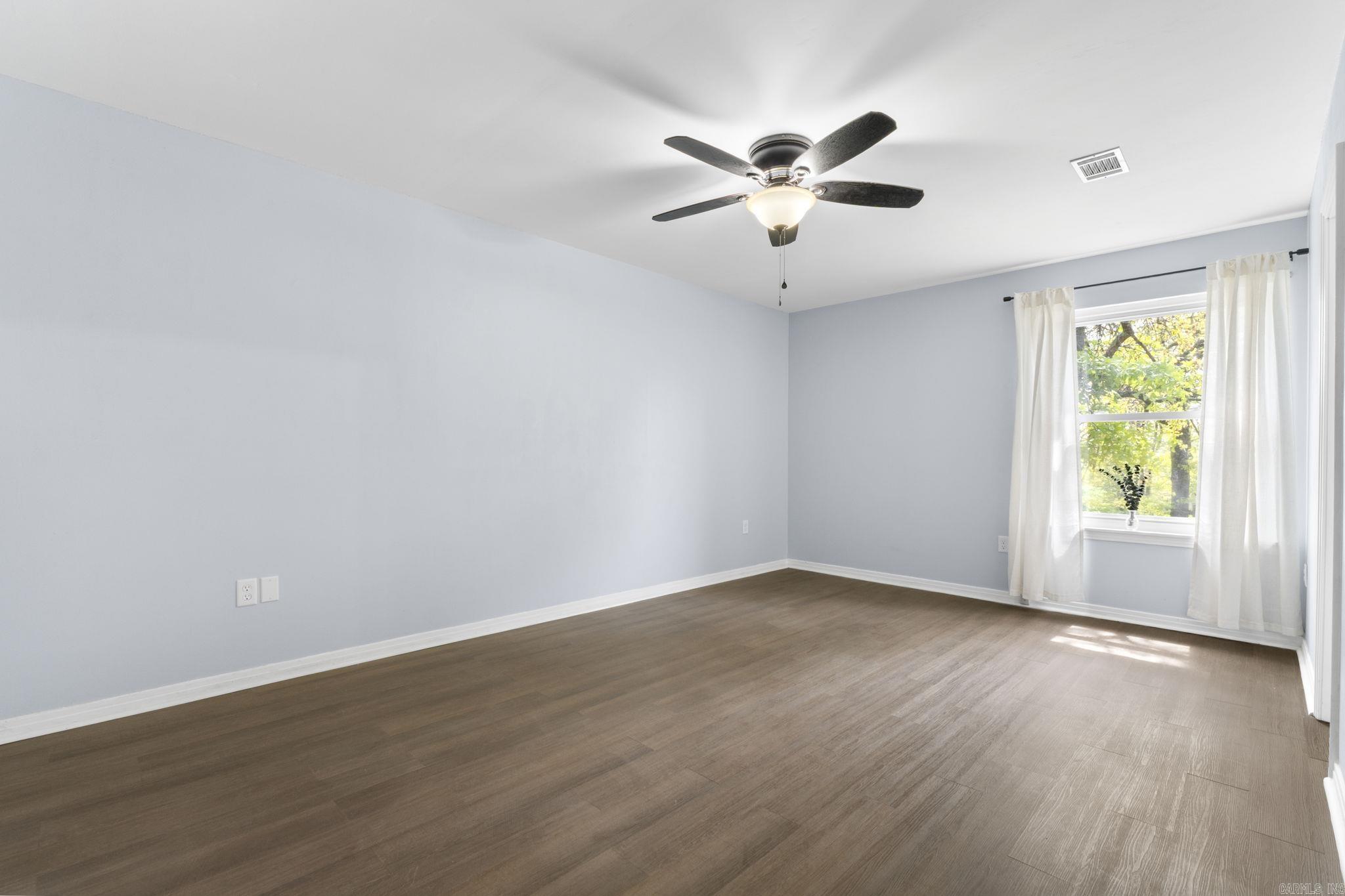 GREEN HILLS - Residential