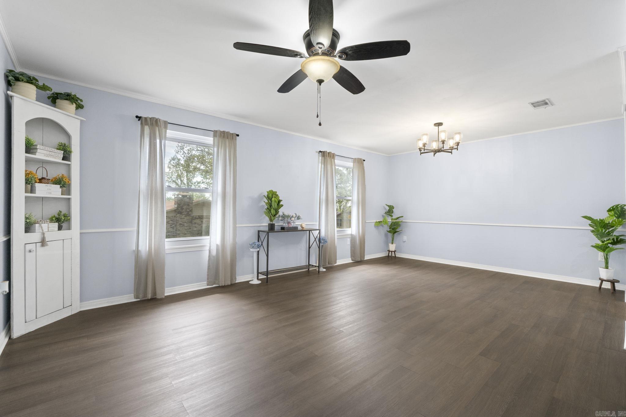 GREEN HILLS - Residential