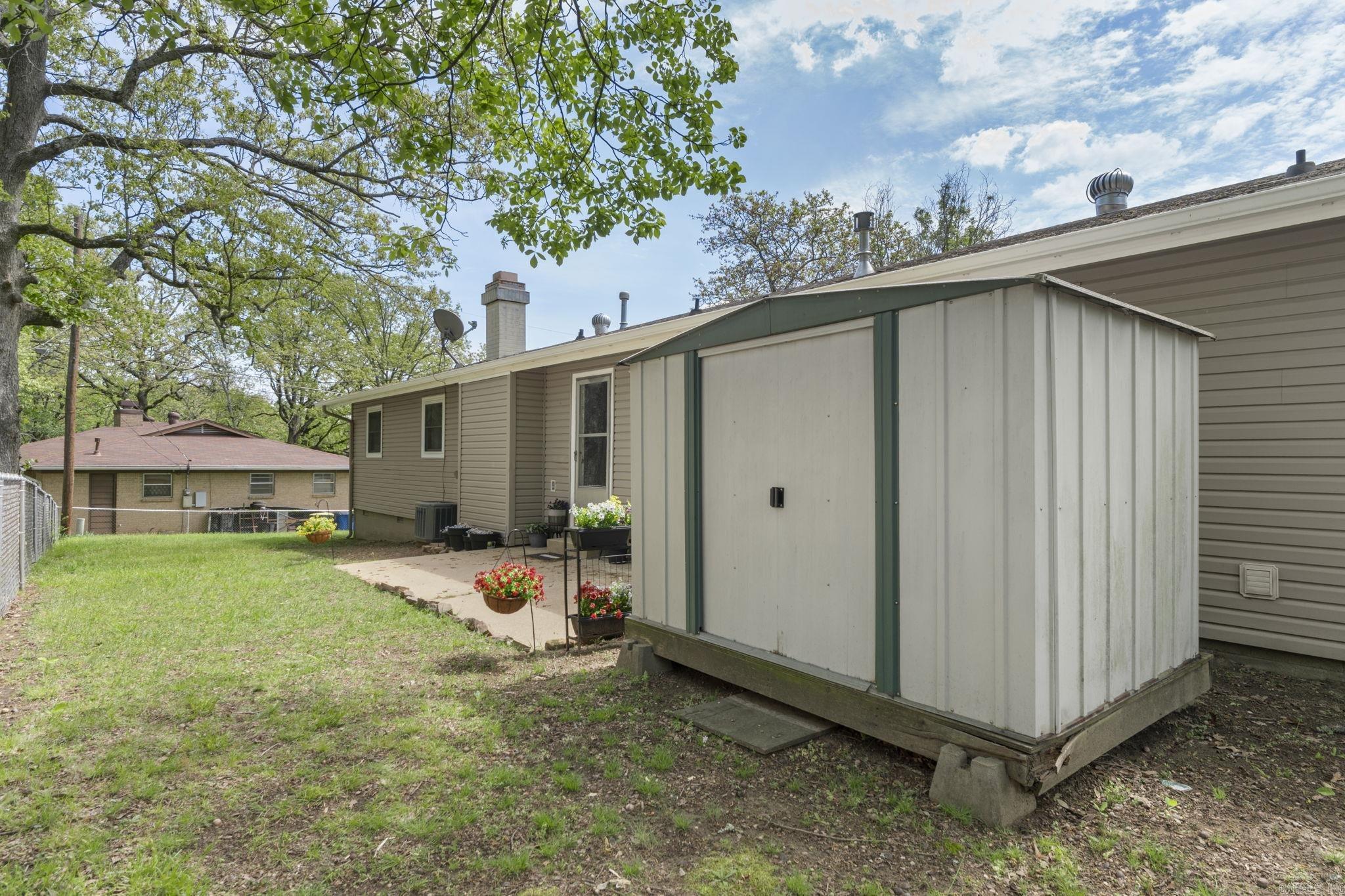 GREEN HILLS - Residential