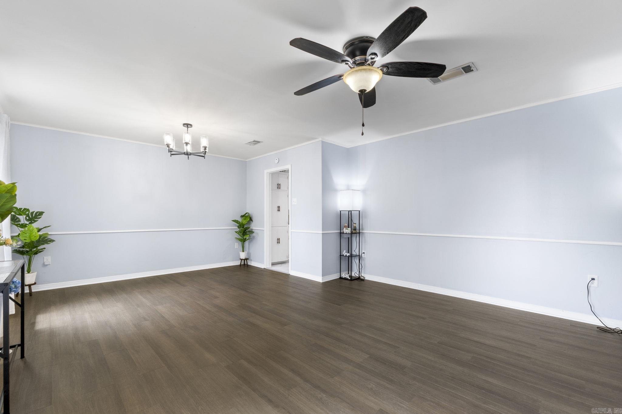 GREEN HILLS - Residential