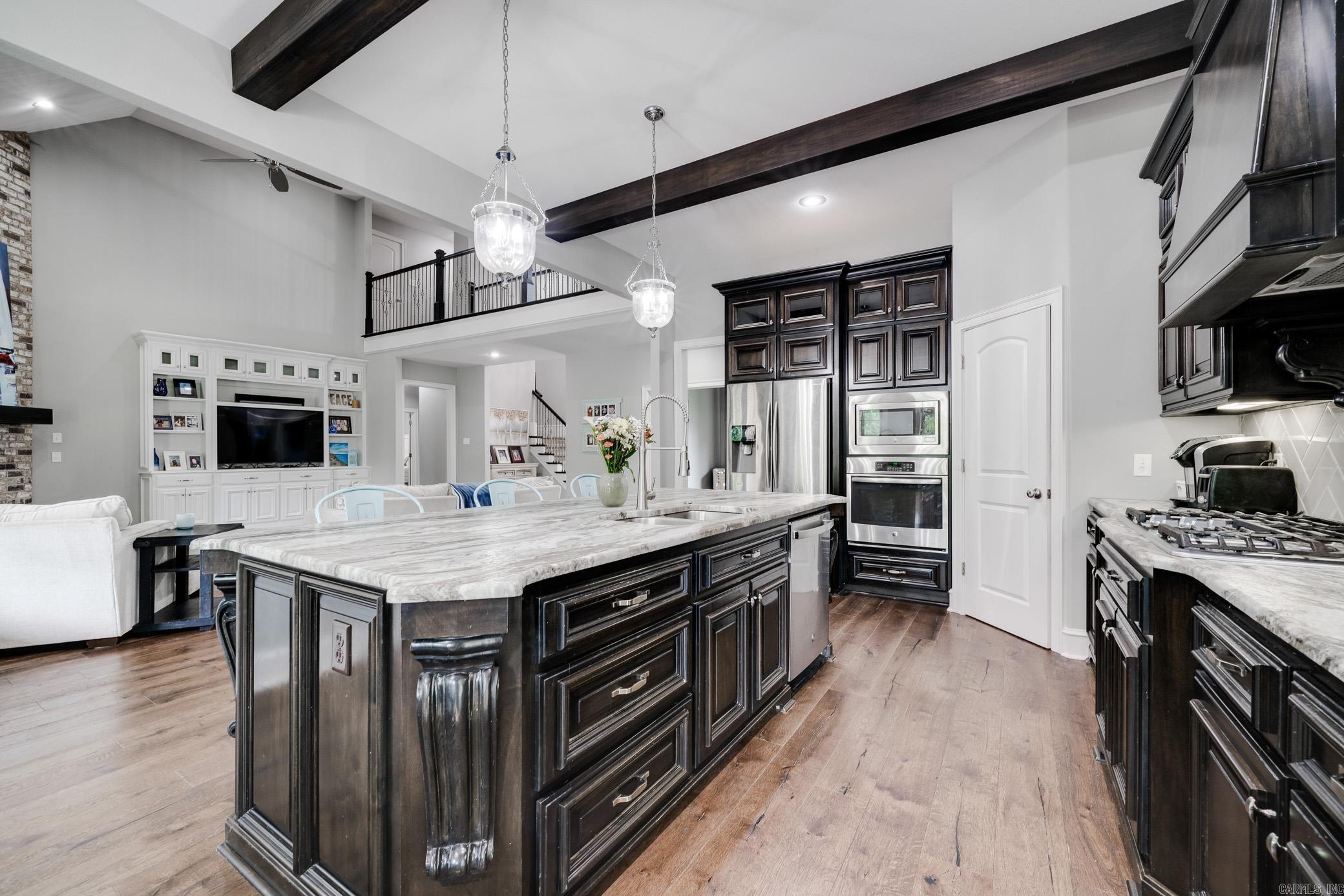 WEATHERSTONE - Residential