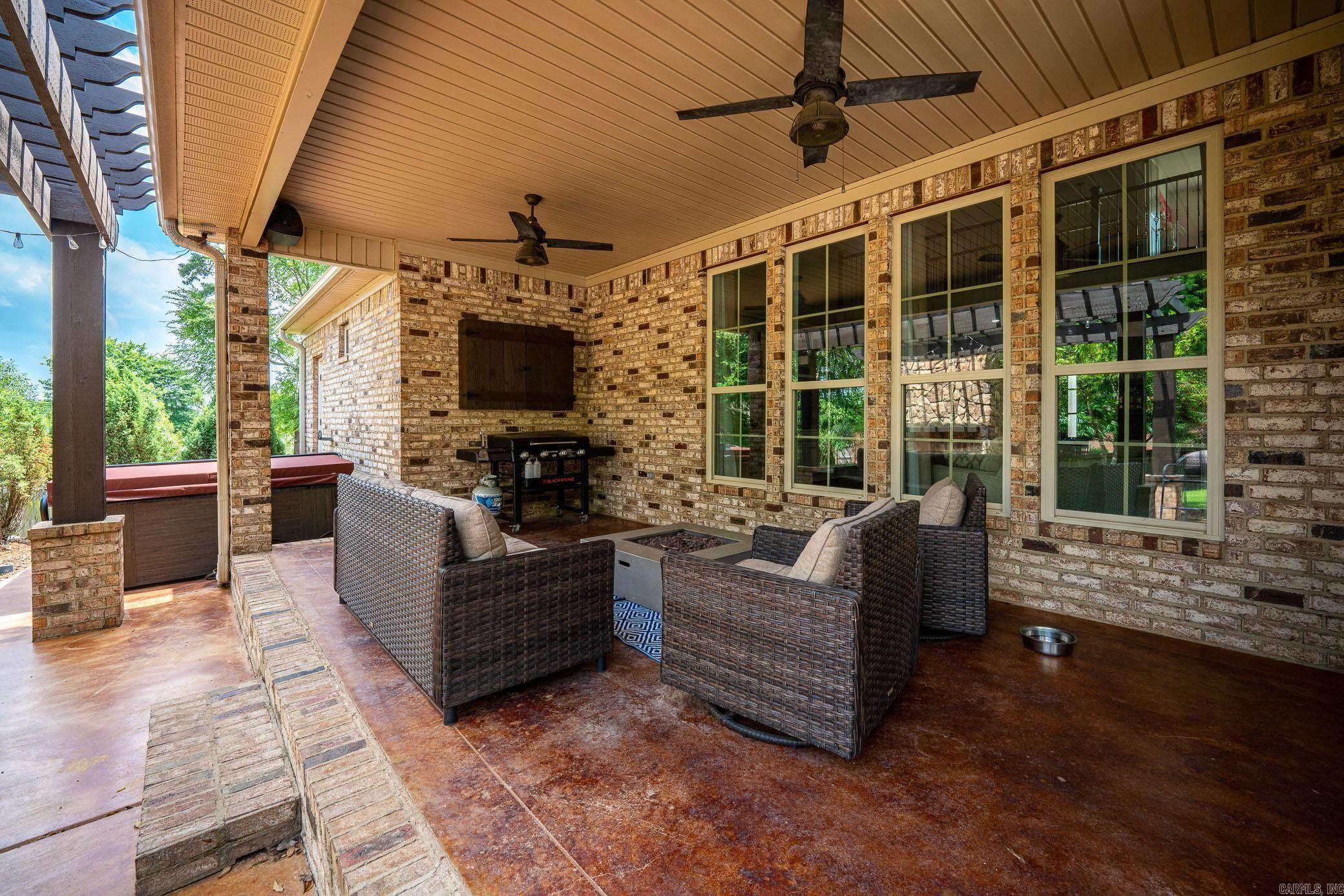 WEATHERSTONE - Residential