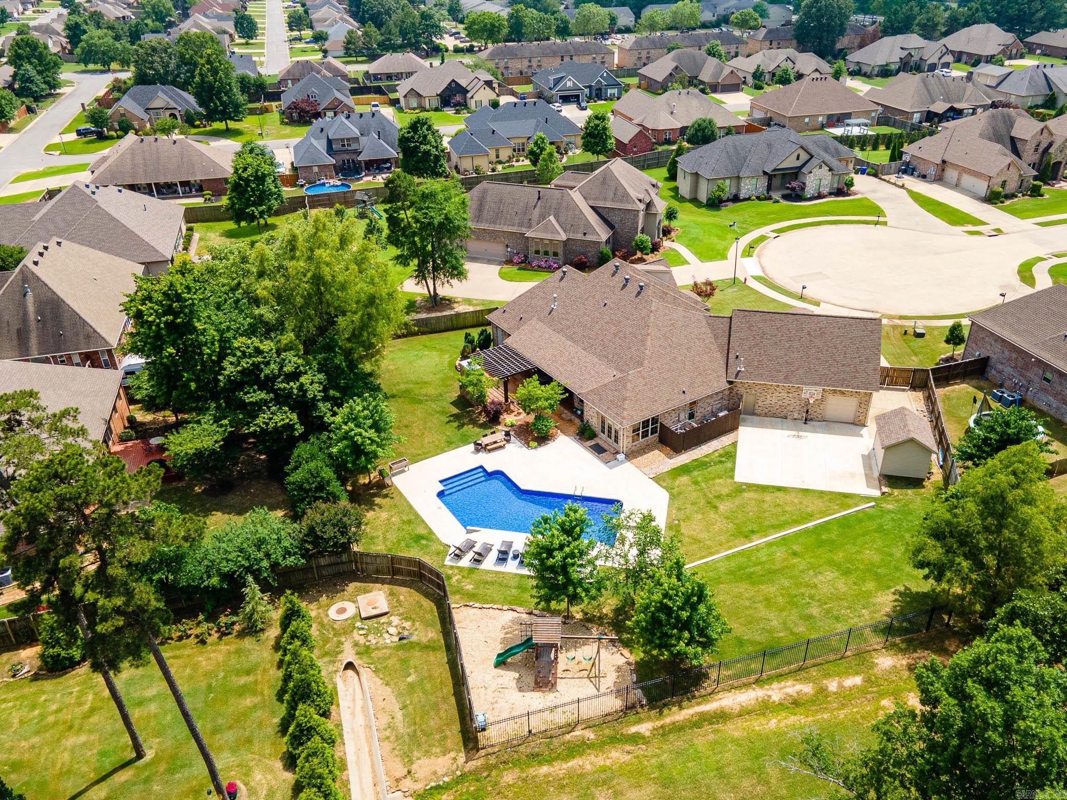 WEATHERSTONE - Residential