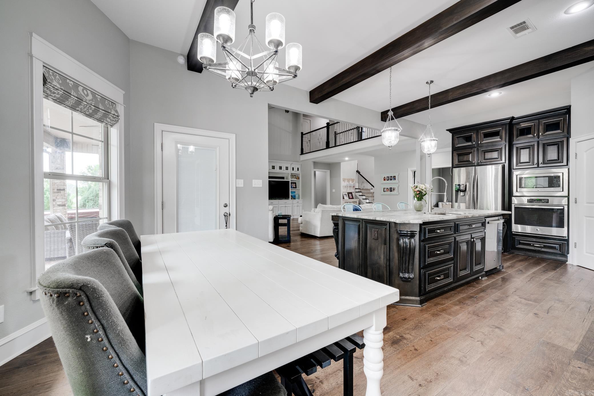 WEATHERSTONE - Residential