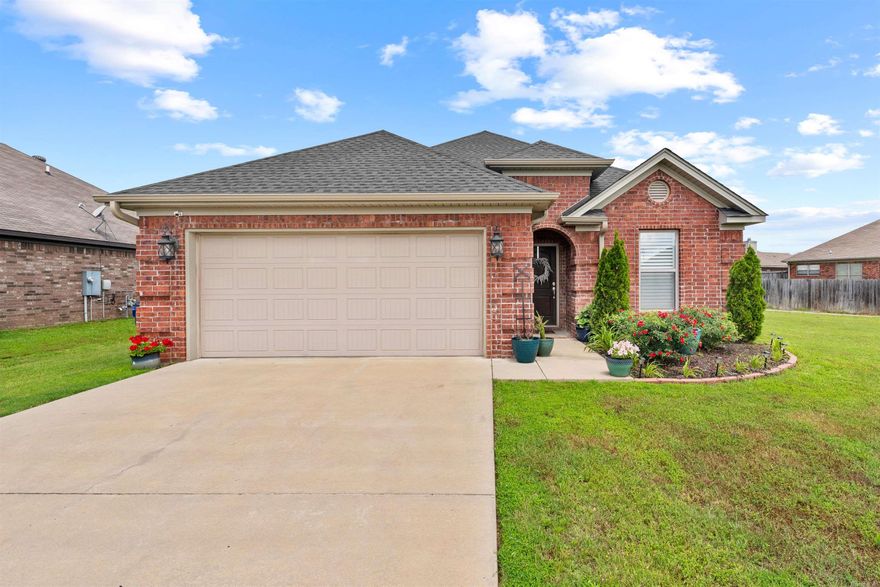 DO NOT MISS OUT on seeing this beautiful updated home on a large corner lot in a great neighborhood!! This wonderful inviting home has so much to offer, with a great open floor plan, 3 full bedrooms, 2 full bathrooms, granite countertops, a gas fireplace, 10 foot ceilings, plantation shutters, a fabulous master bath with walk in closet, a fully fenced back yard, NEW roof and gutters, and much more!   The shed in the backyard will stay.  And bonus..The Washer and Dryer stays too!   Such a wonderful, homey feel!  You wont want to let this one get away from you.   Call me today to come and see it!  **SEE AGENT REMARKS**