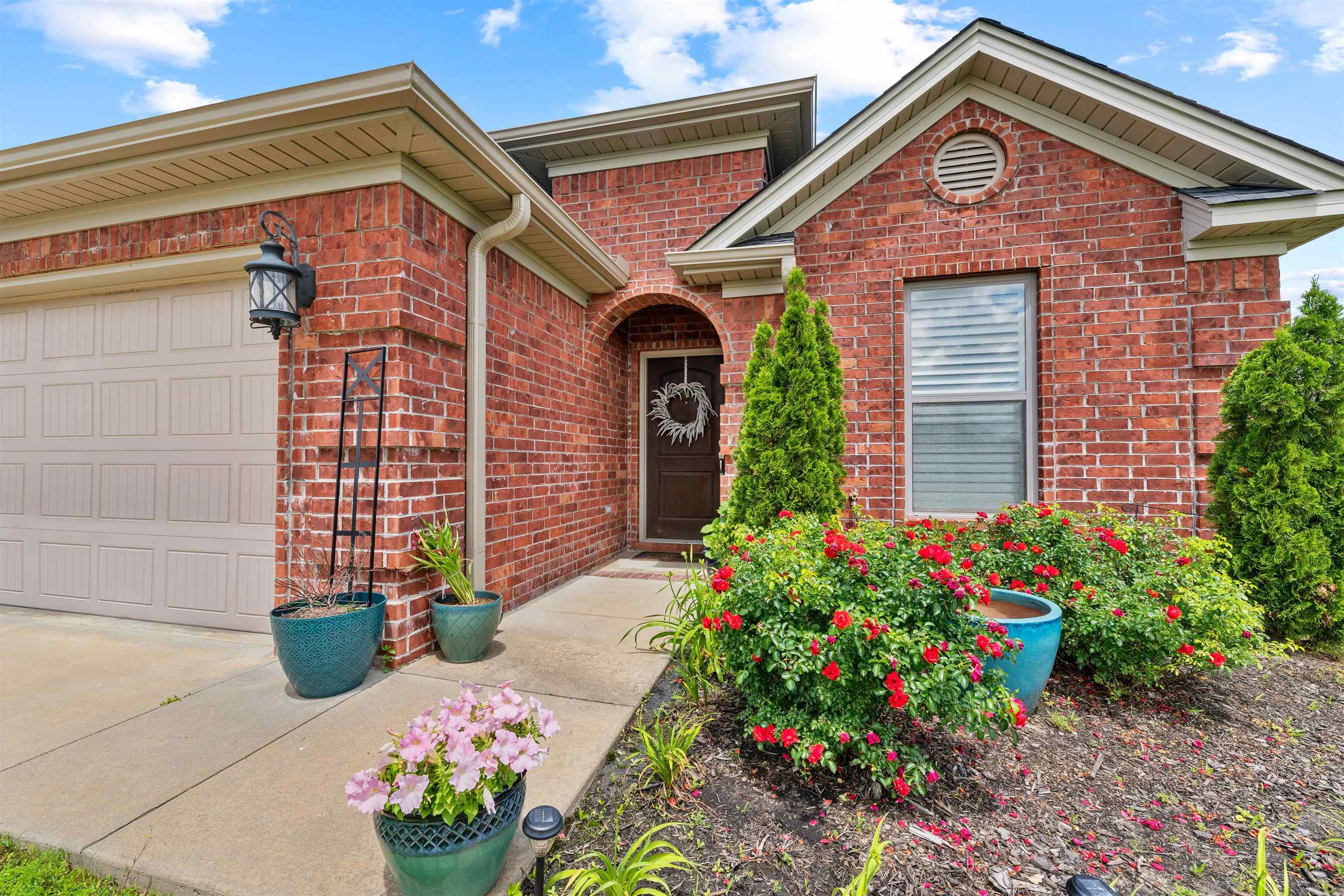 COUNTRY CLUB OF ARK THE - Residential