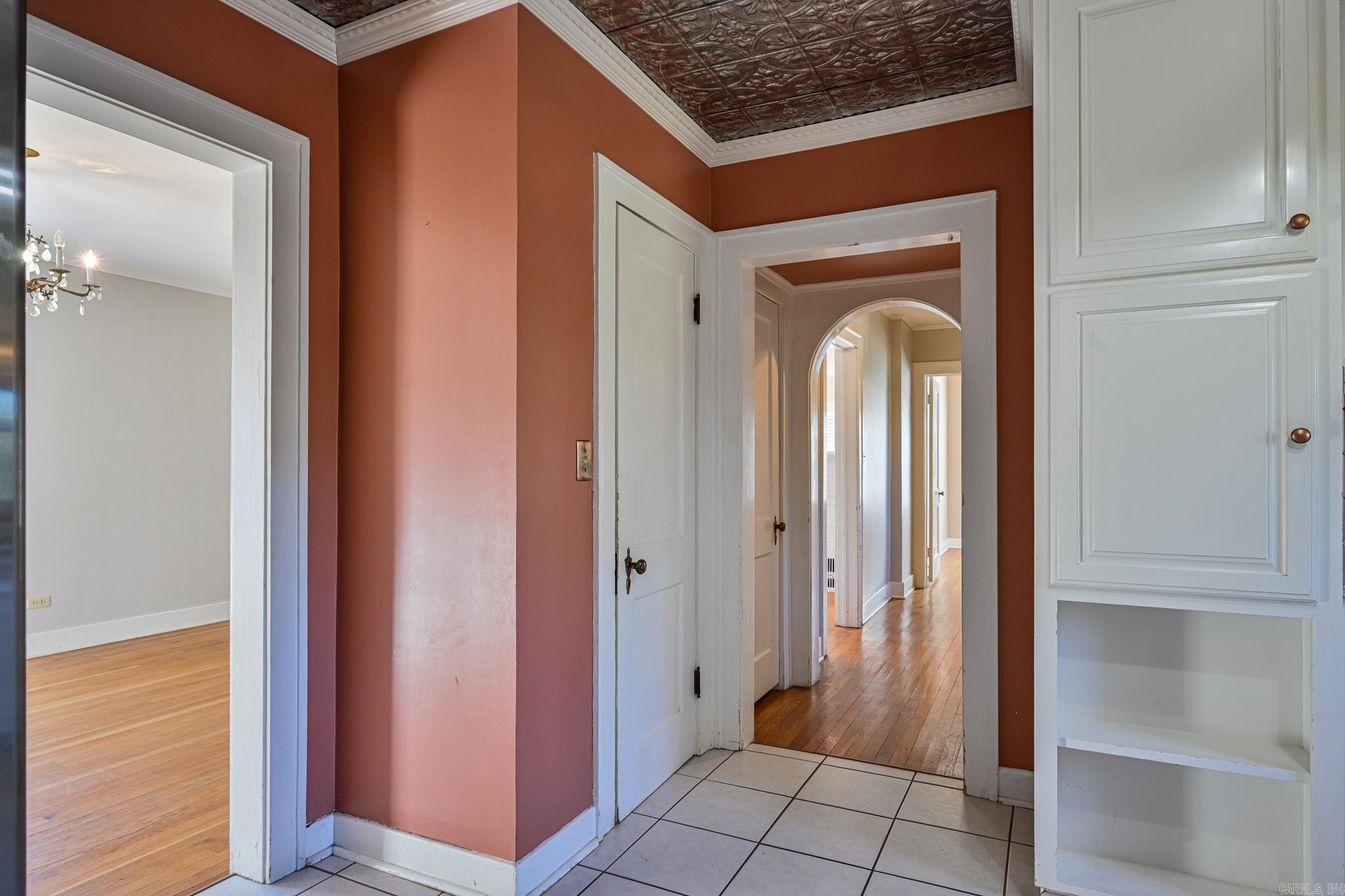 Halls Second - Residential