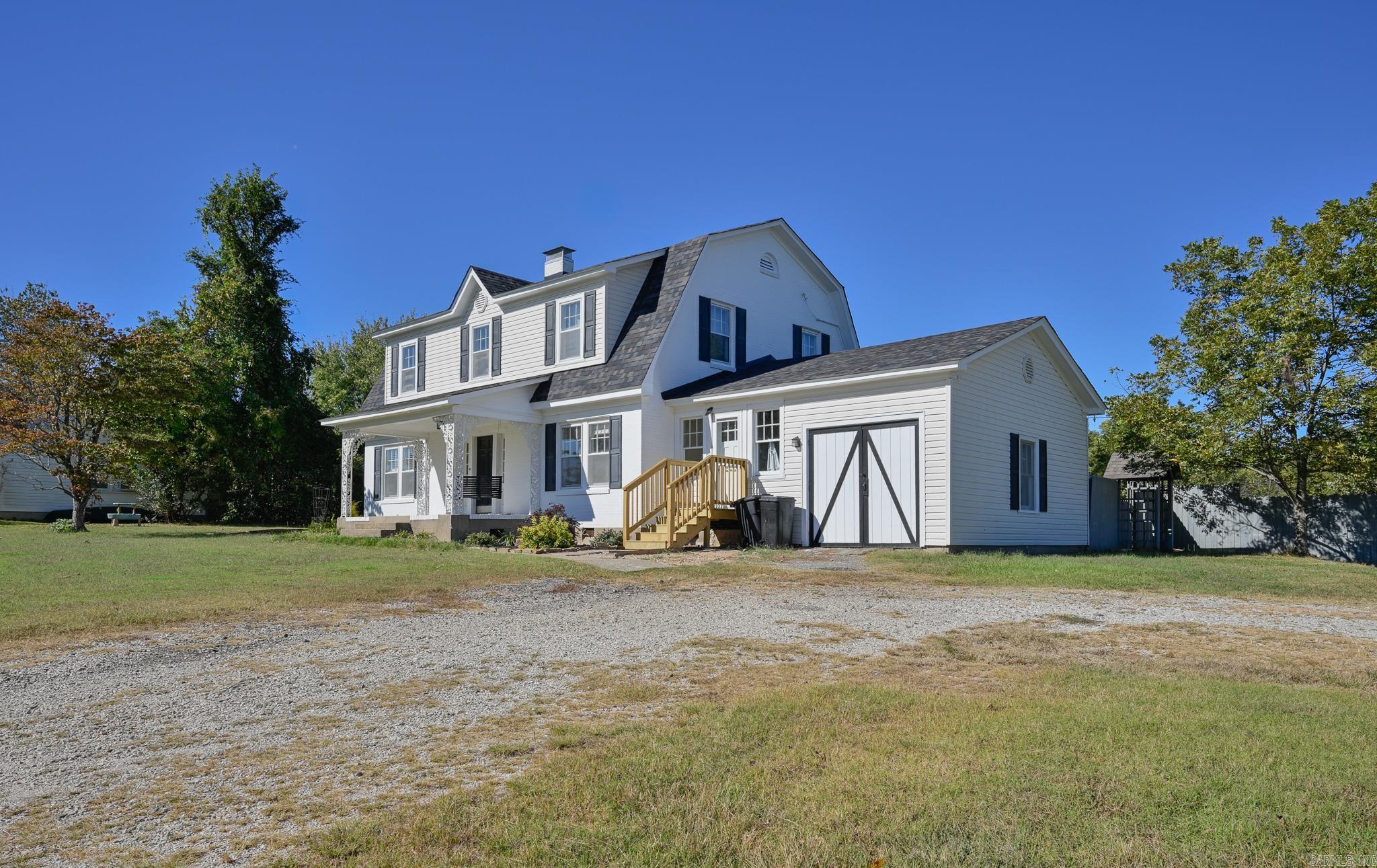 Halls Second - Residential