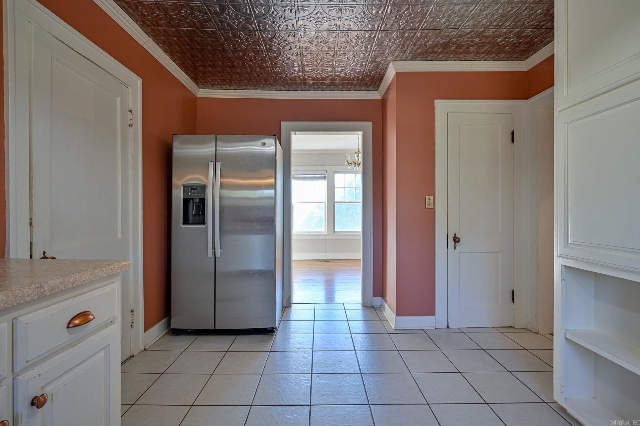 Halls Second - Residential