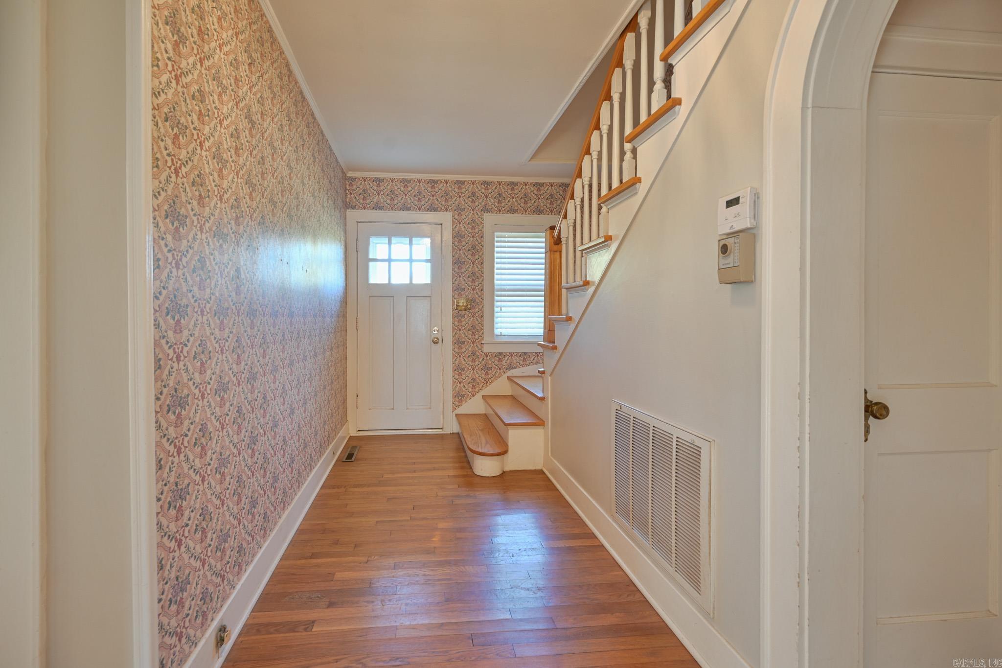 Halls Second - Residential