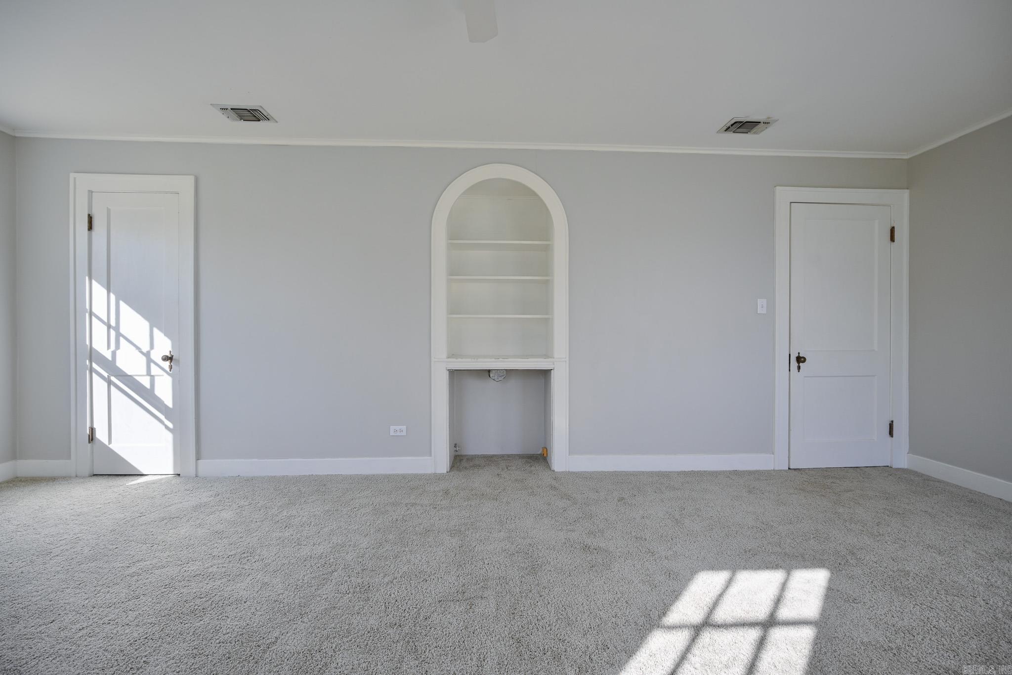 Halls Second - Residential