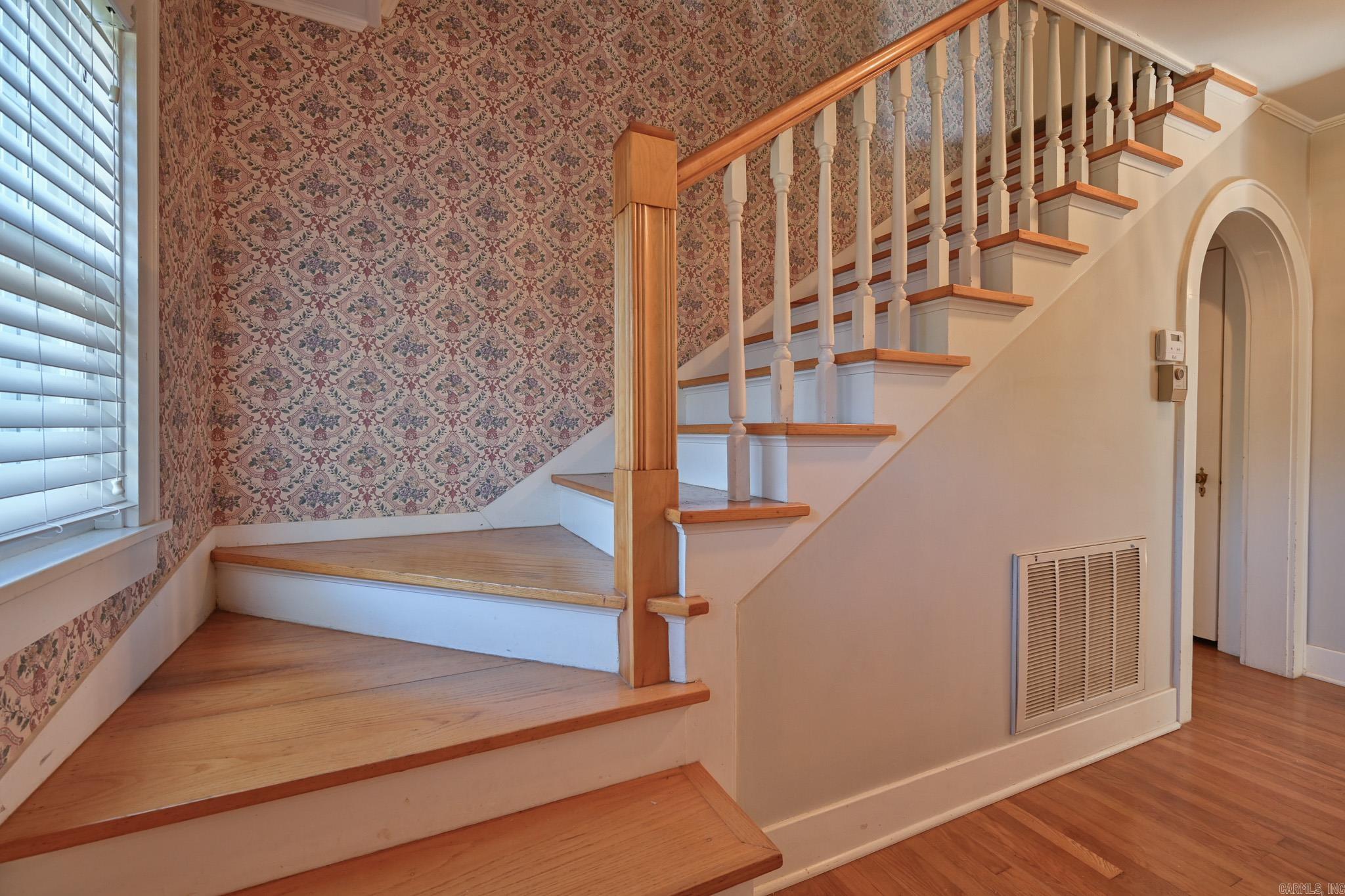 Halls Second - Residential