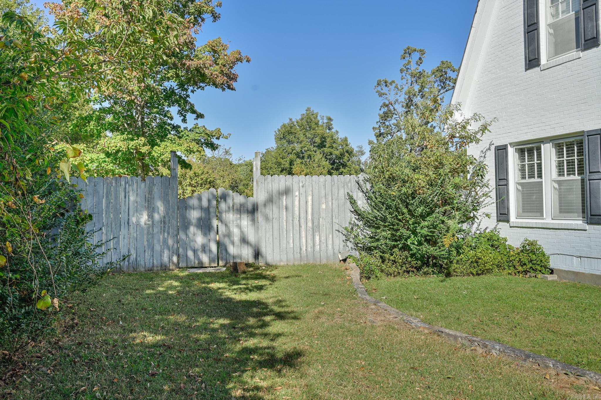 Halls Second - Residential