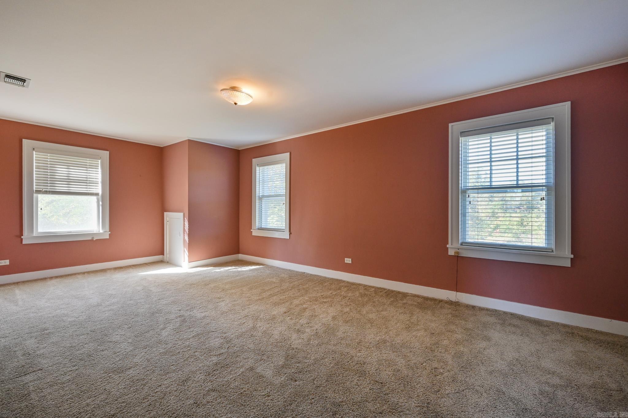 Halls Second - Residential