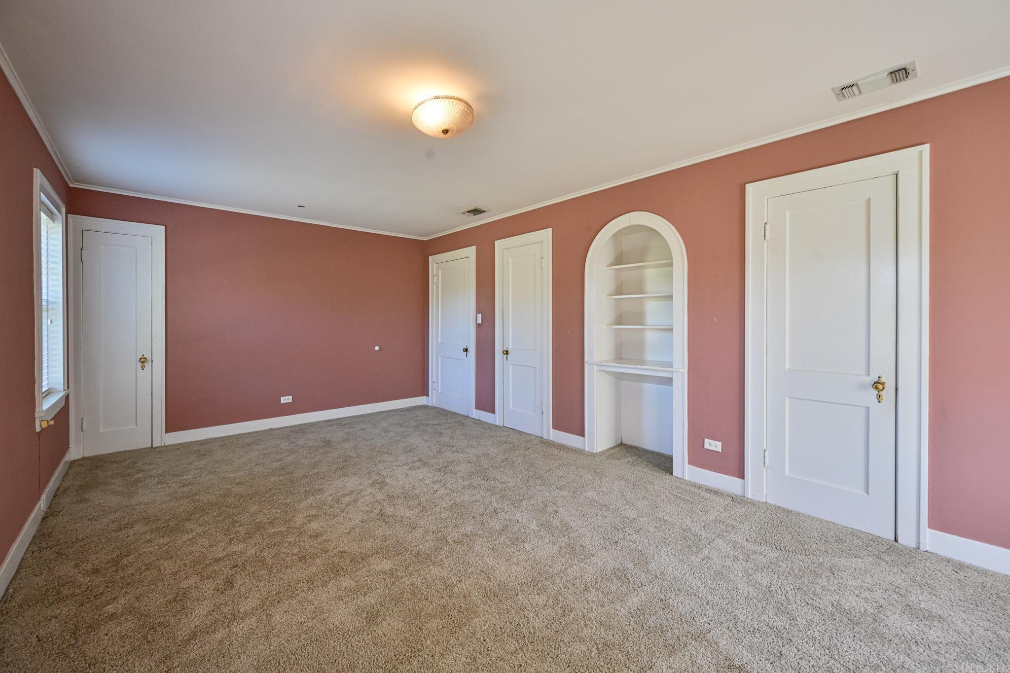 Halls Second - Residential