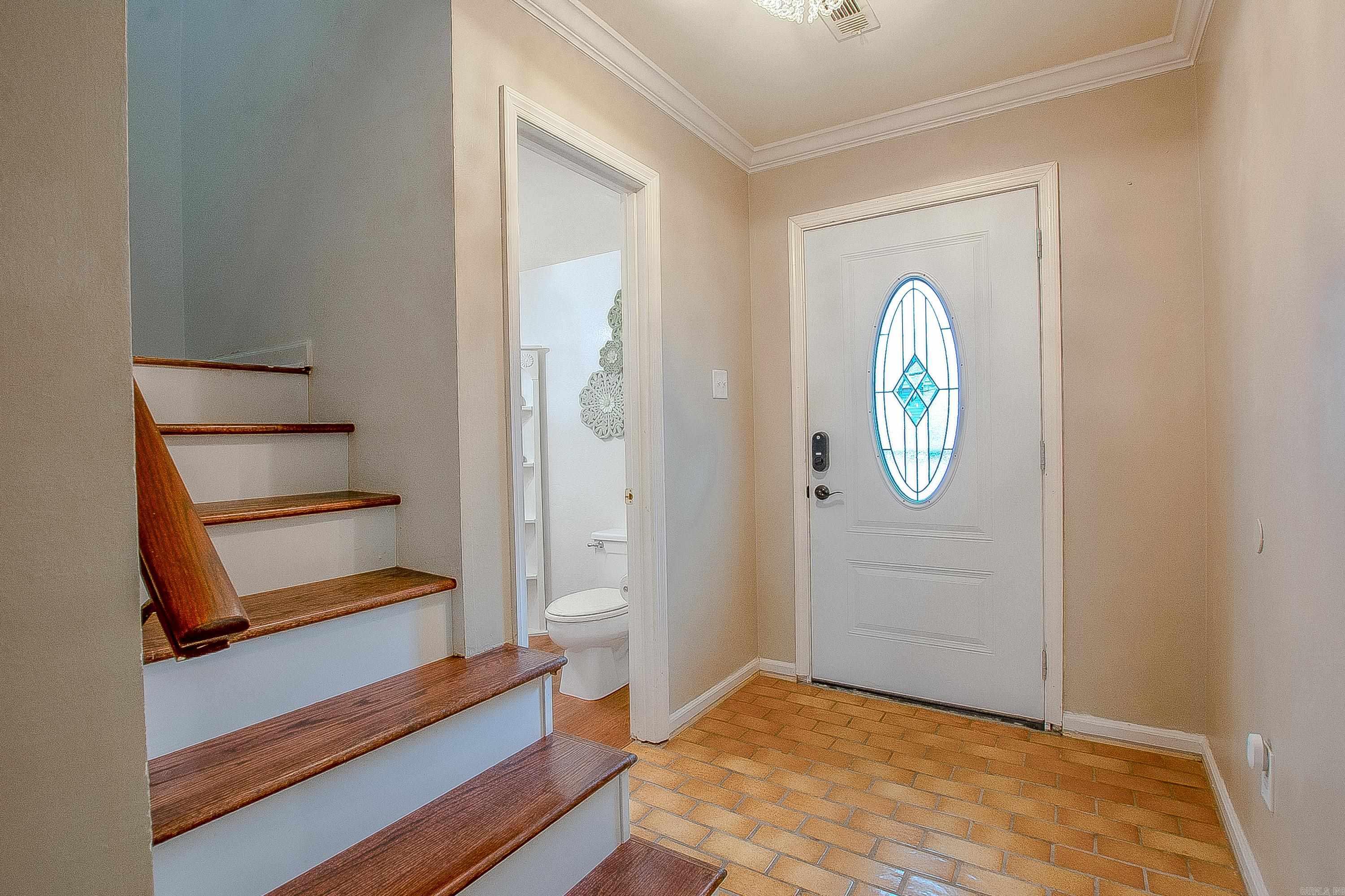 KINGSBRIDGE TWNHSE - Residential