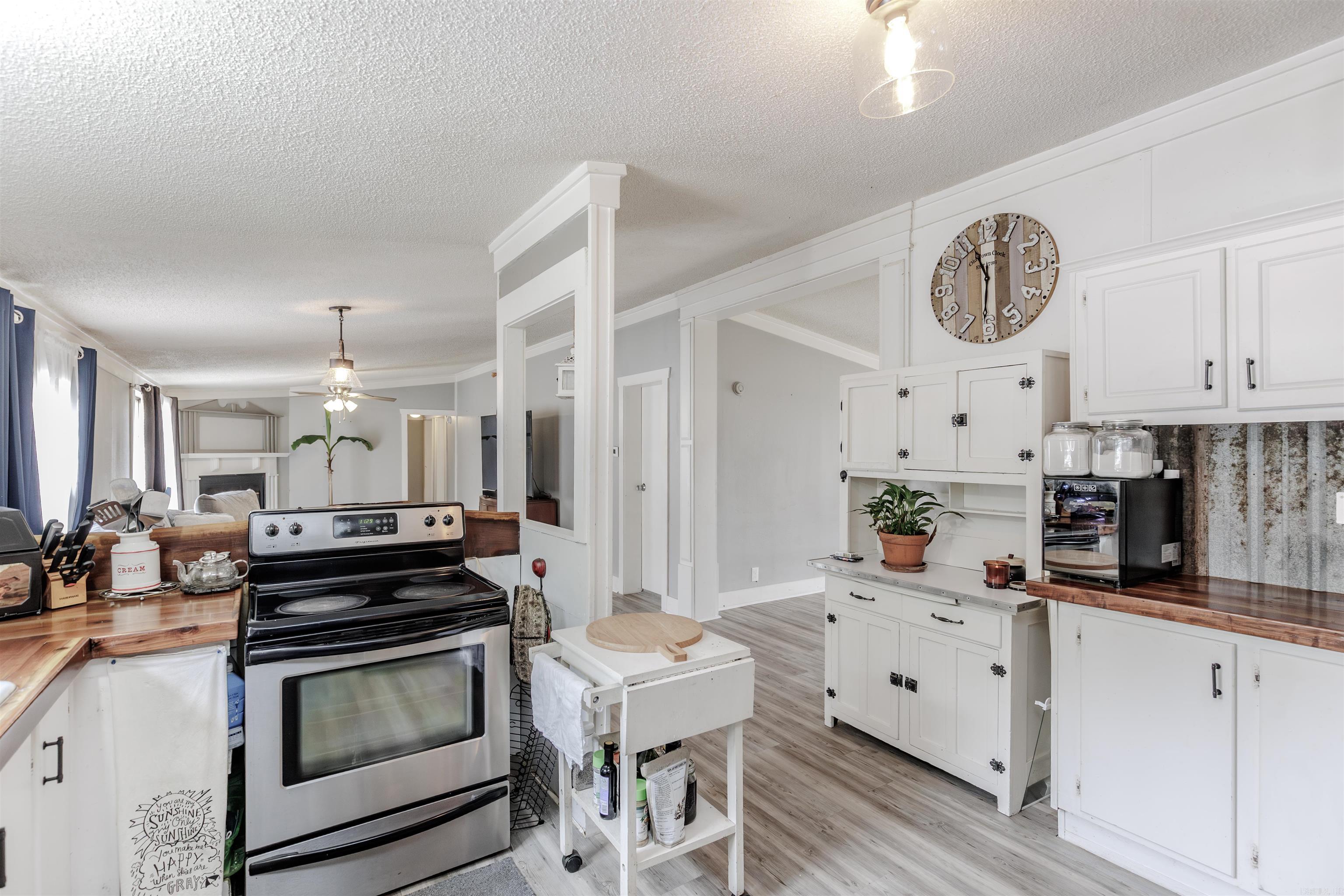 HUNTERS RUN - Residential