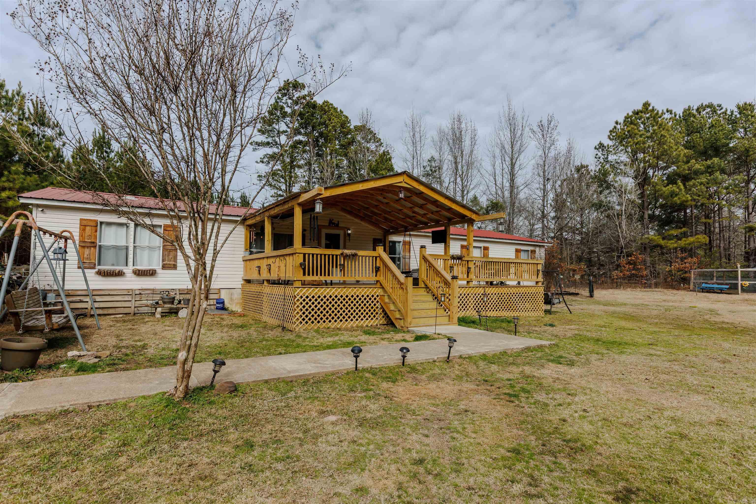 HUNTERS RUN - Residential