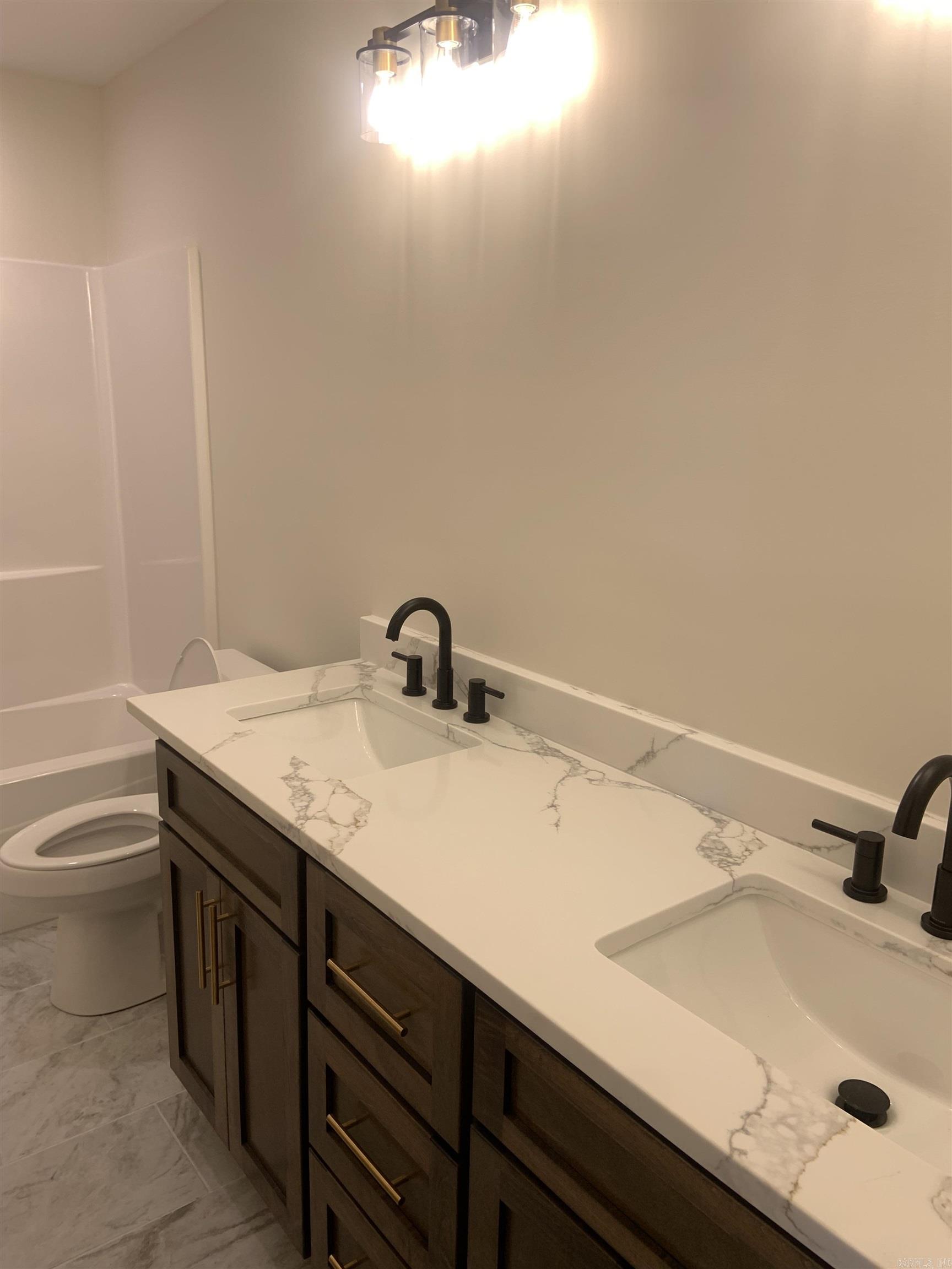 SILO RIDGE ESTATES - Residential