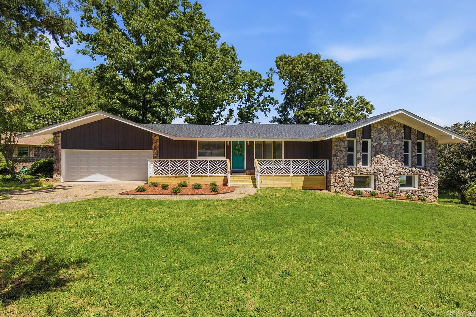 INDIANHEAD LAKES EST - Residential