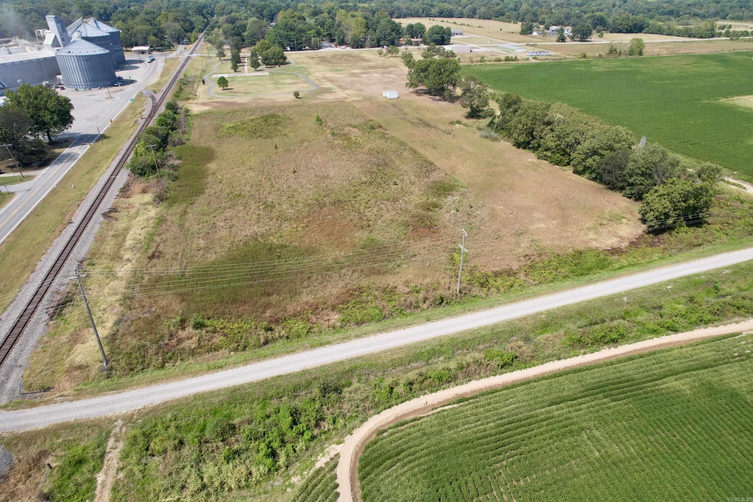 Metes & Bounds - Land