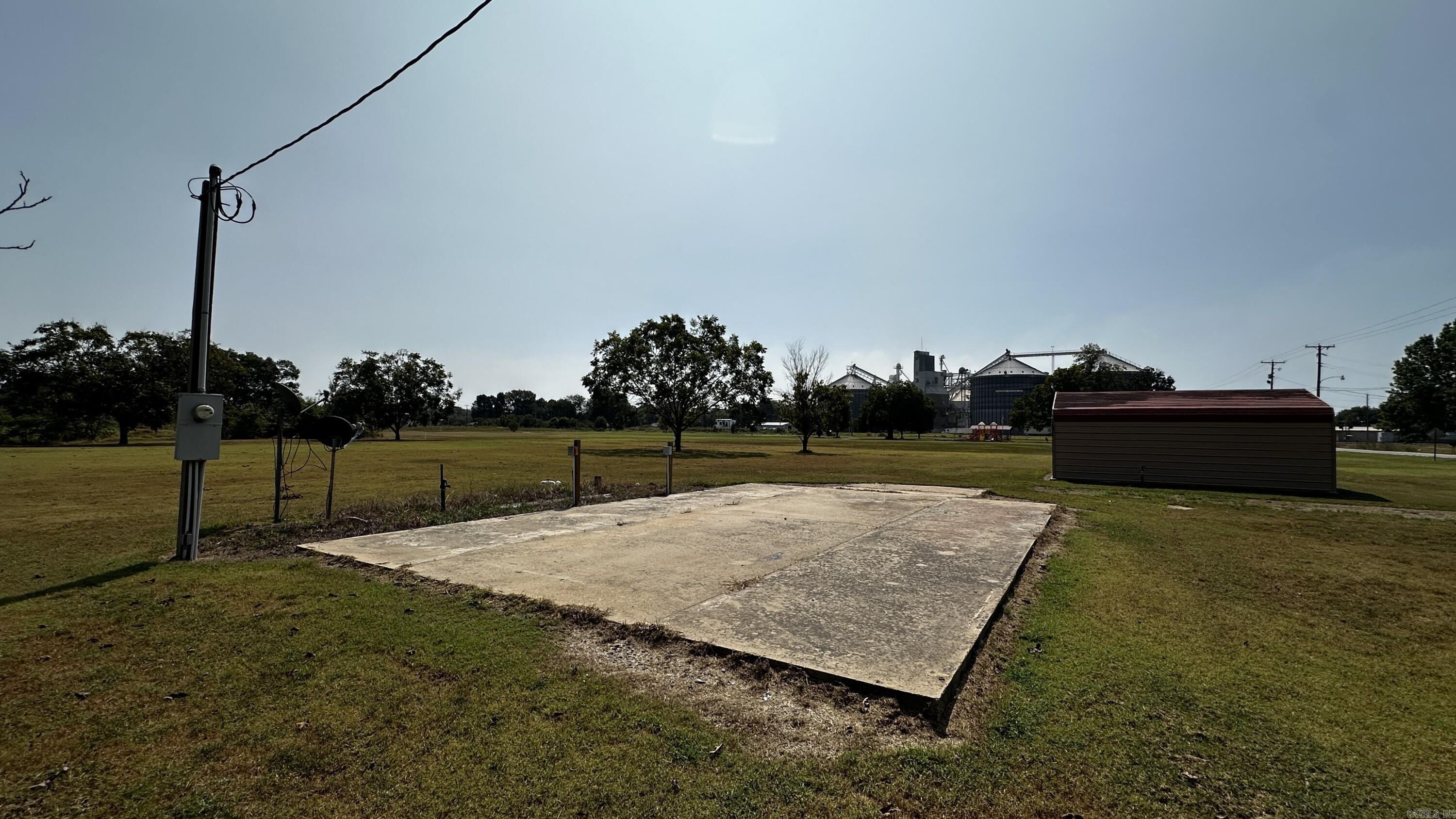 Metes & Bounds - Land