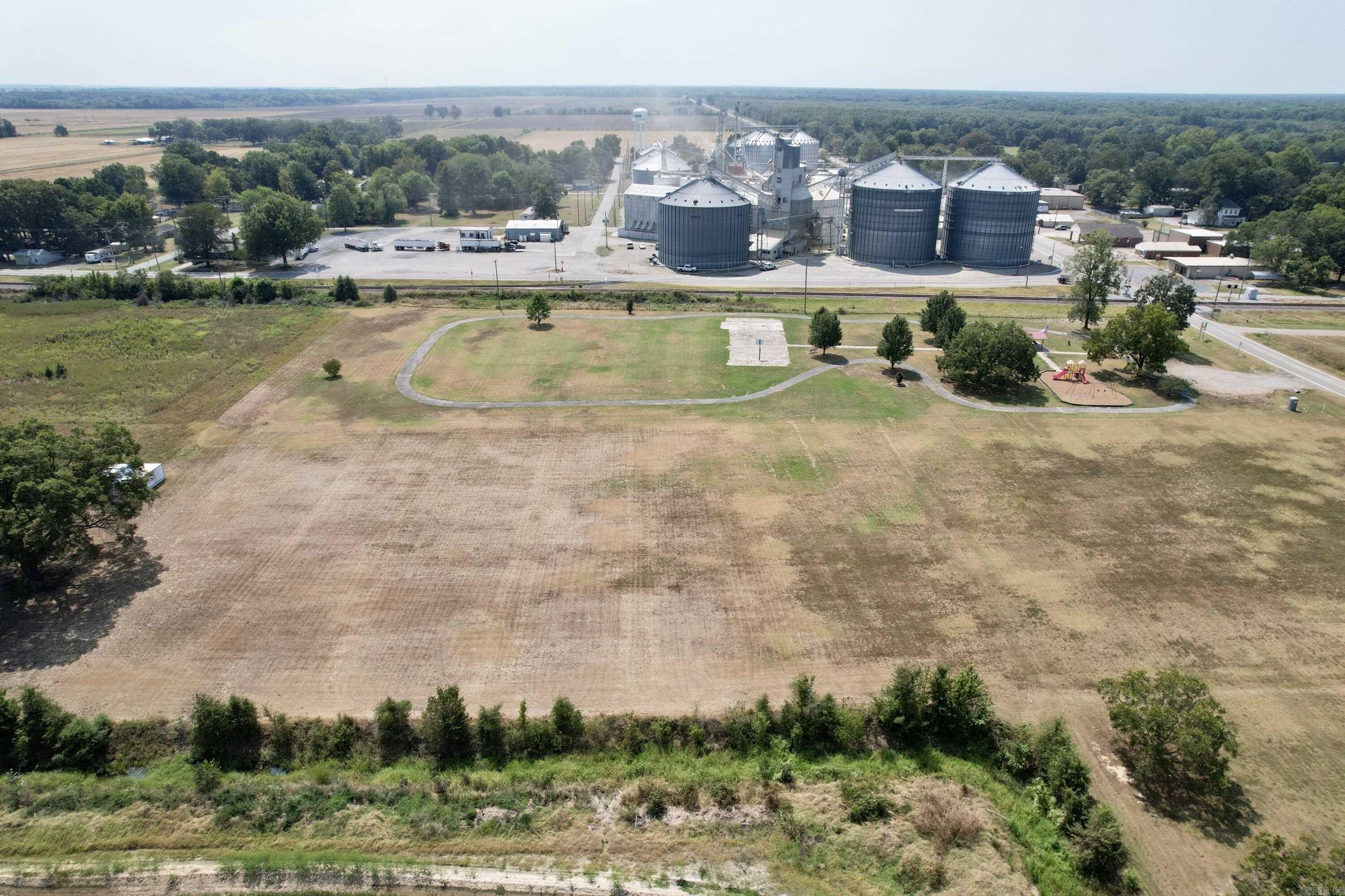 Metes & Bounds - Land