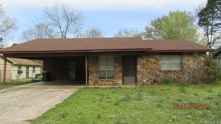 Nice 3 bedroom 2 bath one level has New Tile Counter tops in Kitchen, New Dishwasher, New sink, New paint, Newer hardwood style vinyl in most of the house. Has double carport, CH/CA and outside storage room. $775/mo. - $775 Deposit. Also have a 3 BR 1 Bath 2 blocks away available now for $695/mo. And, have a 4 Br 2 Bath coming up end of May 3 blocks away for $795/mo.