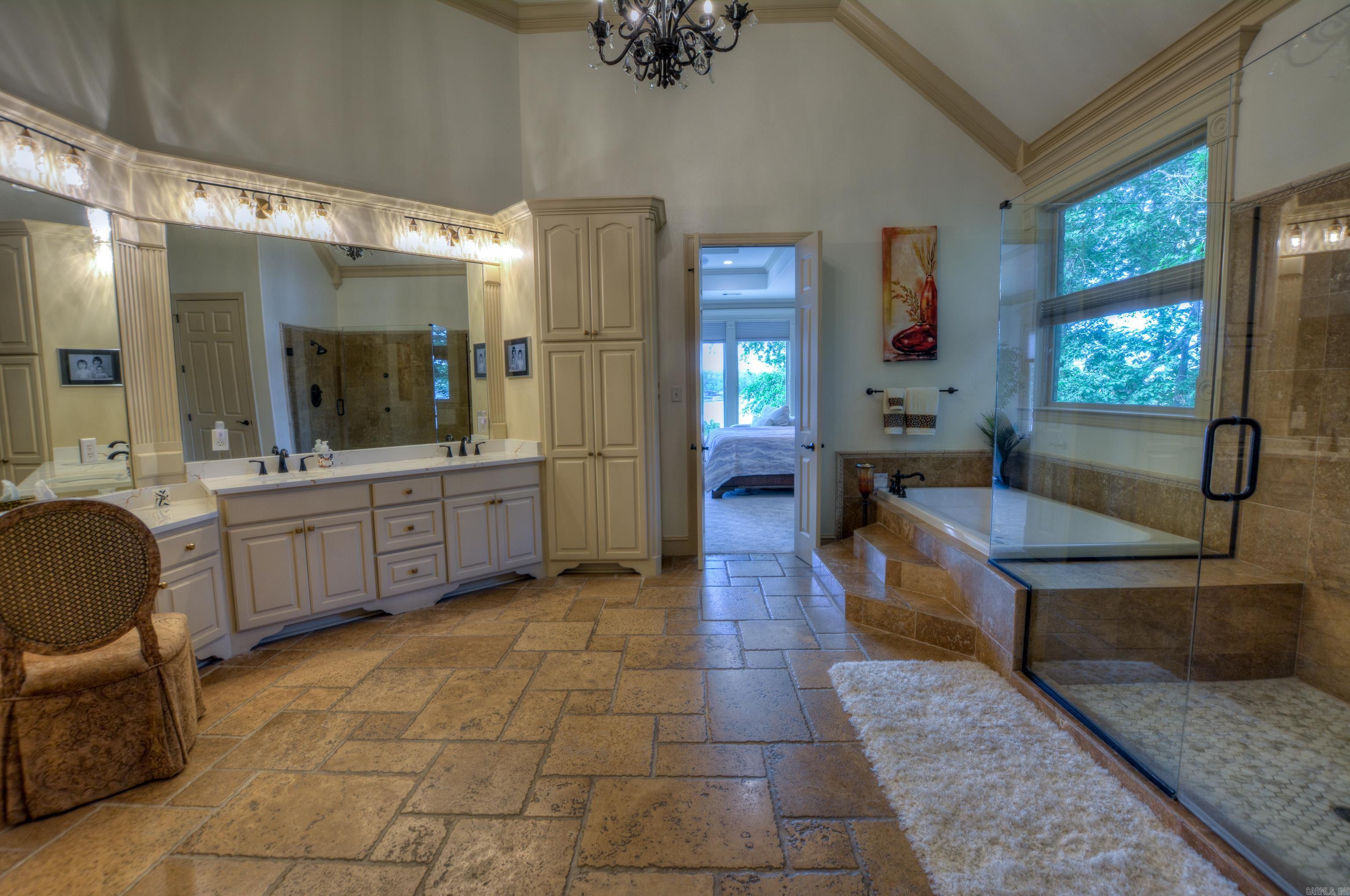 Driftwood Point - Residential