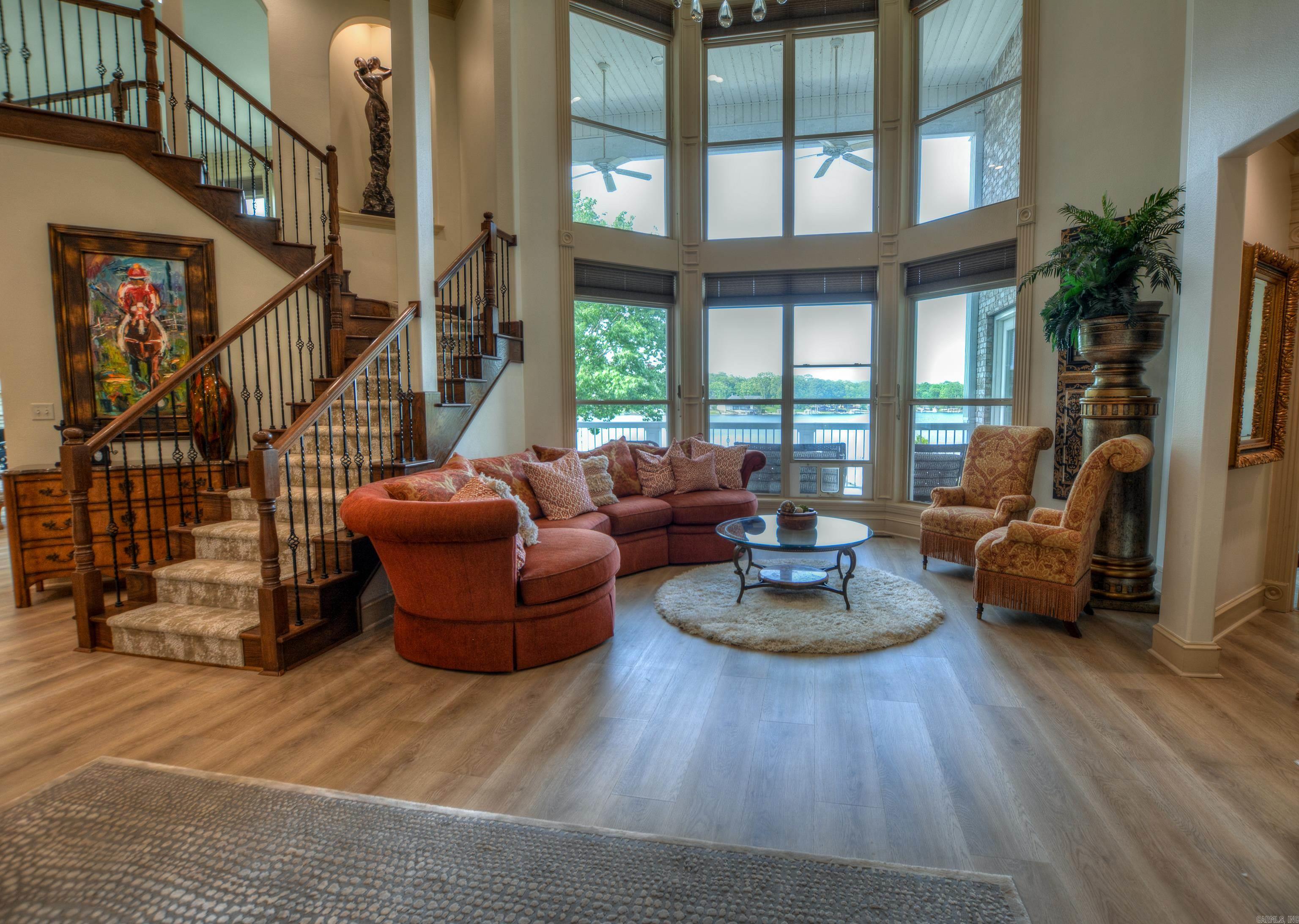 Driftwood Point - Residential