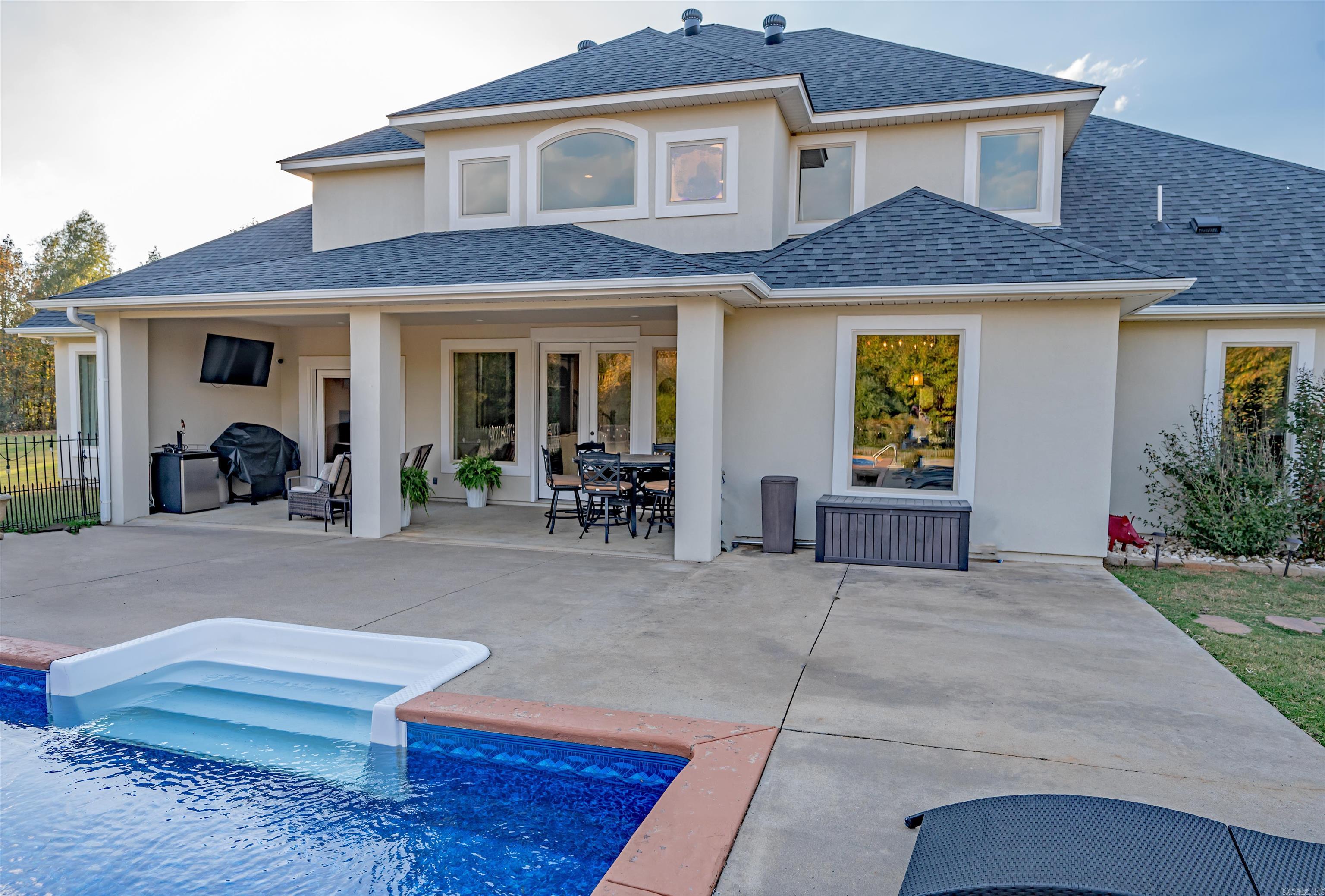 BELMONT ESTATES - Residential