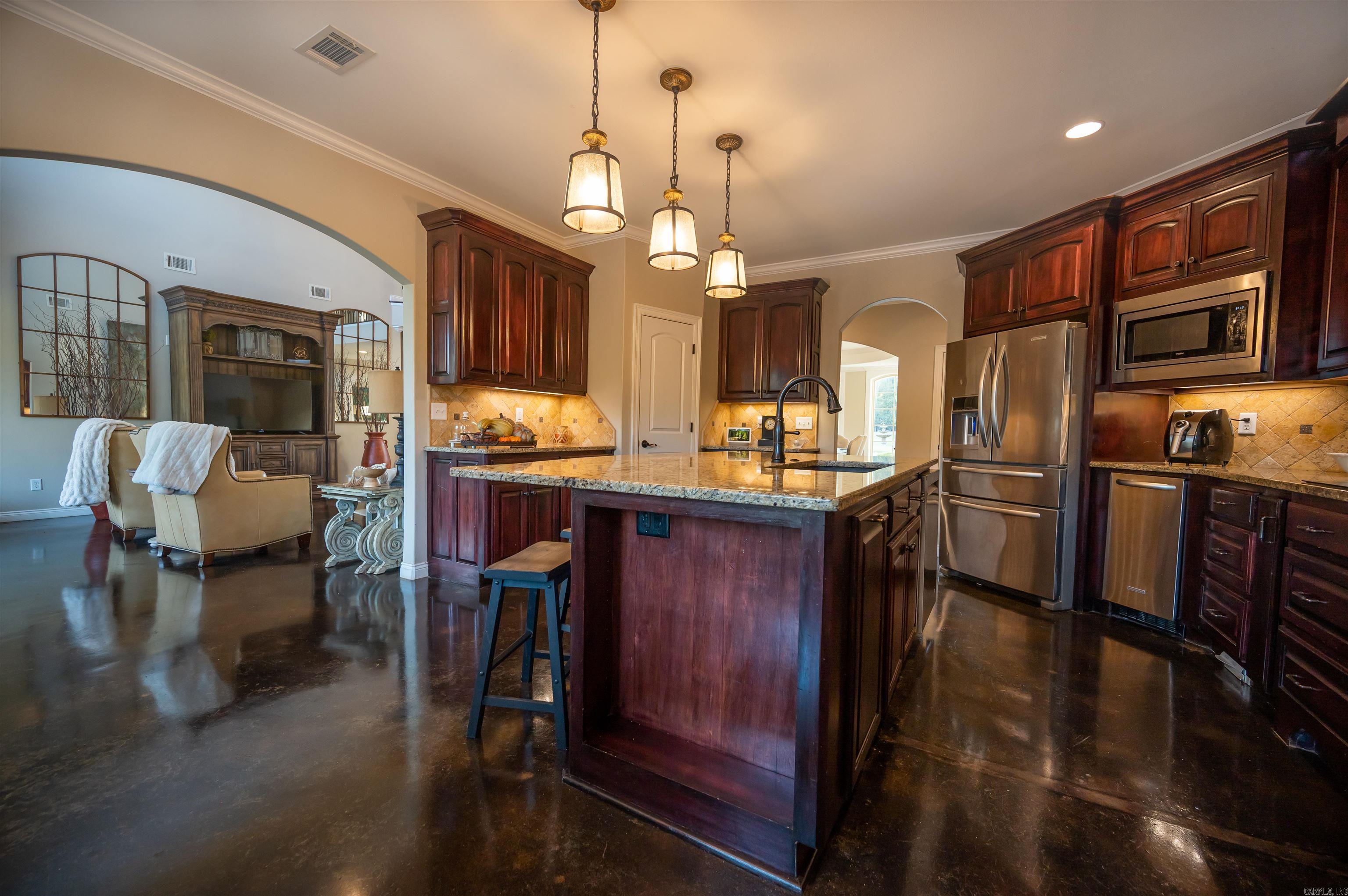 BELMONT ESTATES - Residential