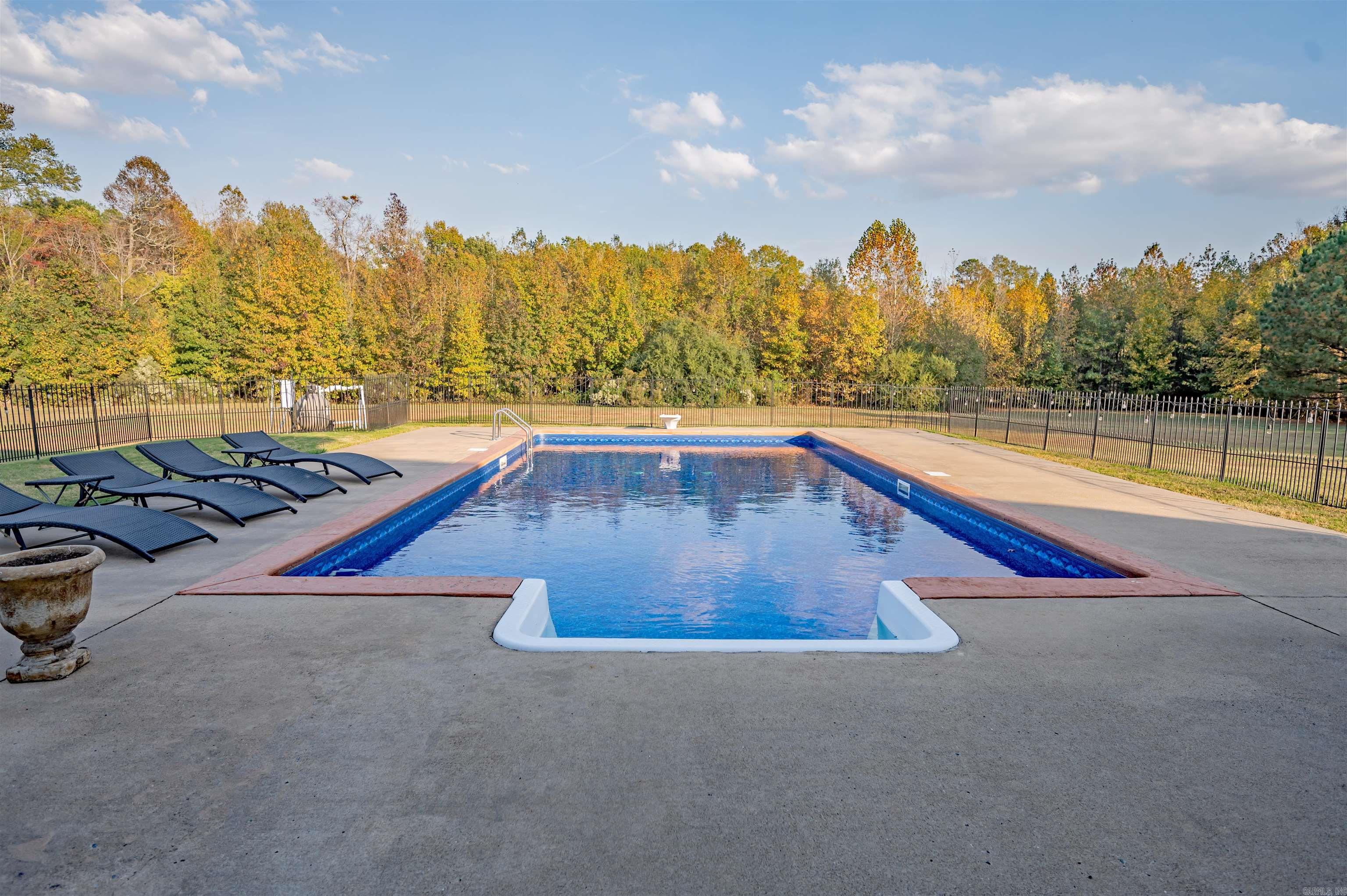 BELMONT ESTATES - Residential
