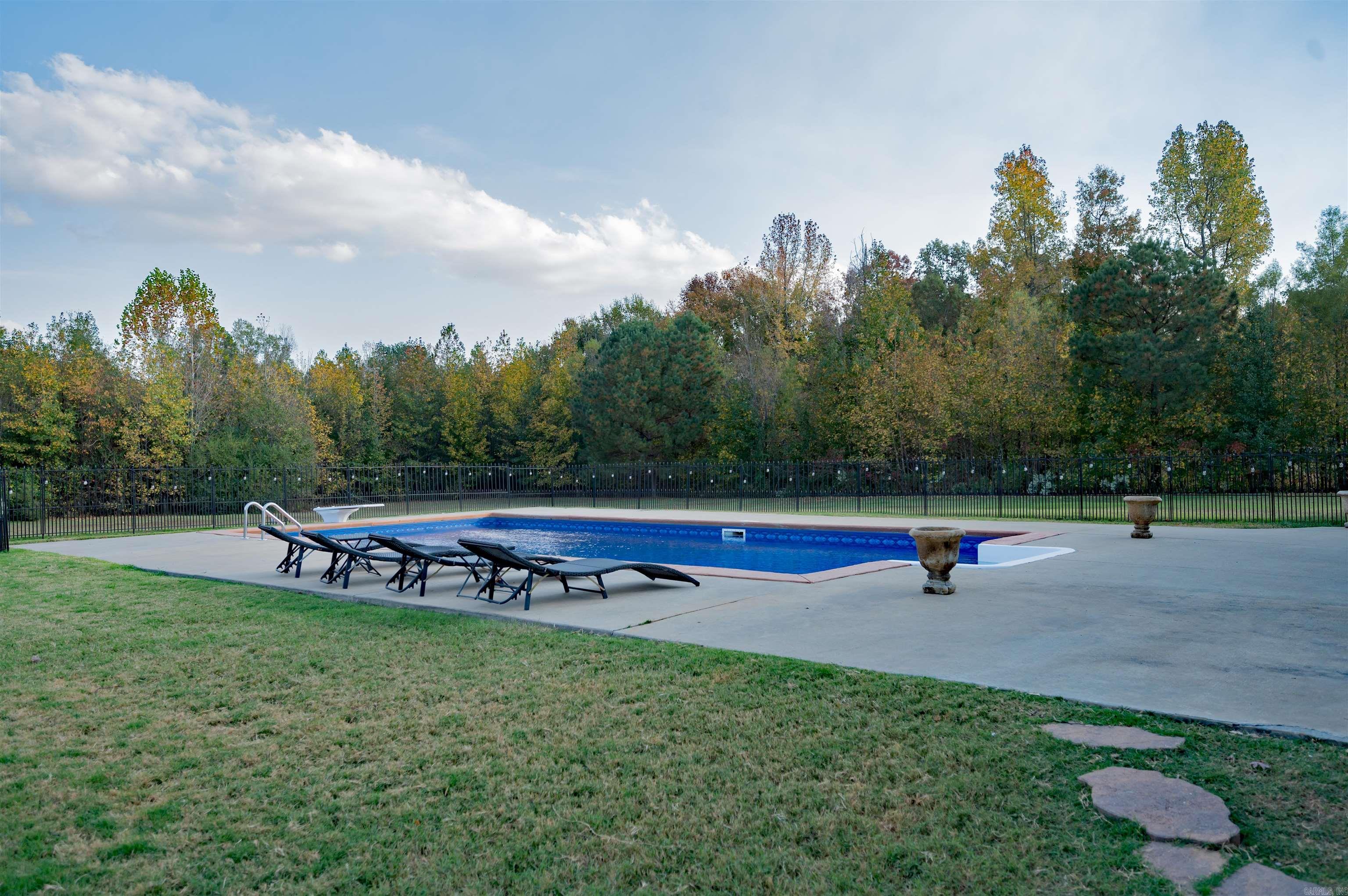 BELMONT ESTATES - Residential