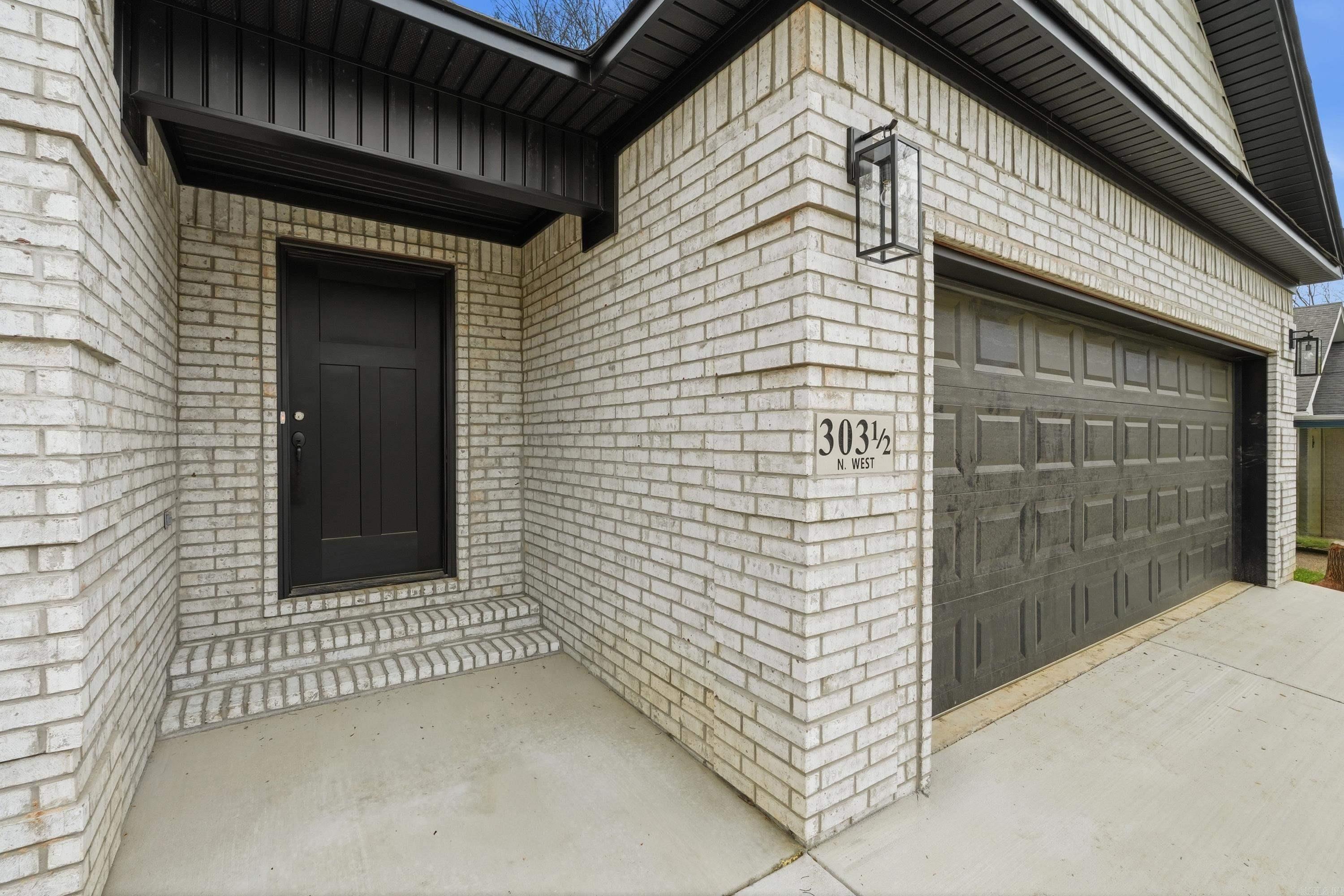 CLIFTONS ADDN - Residential