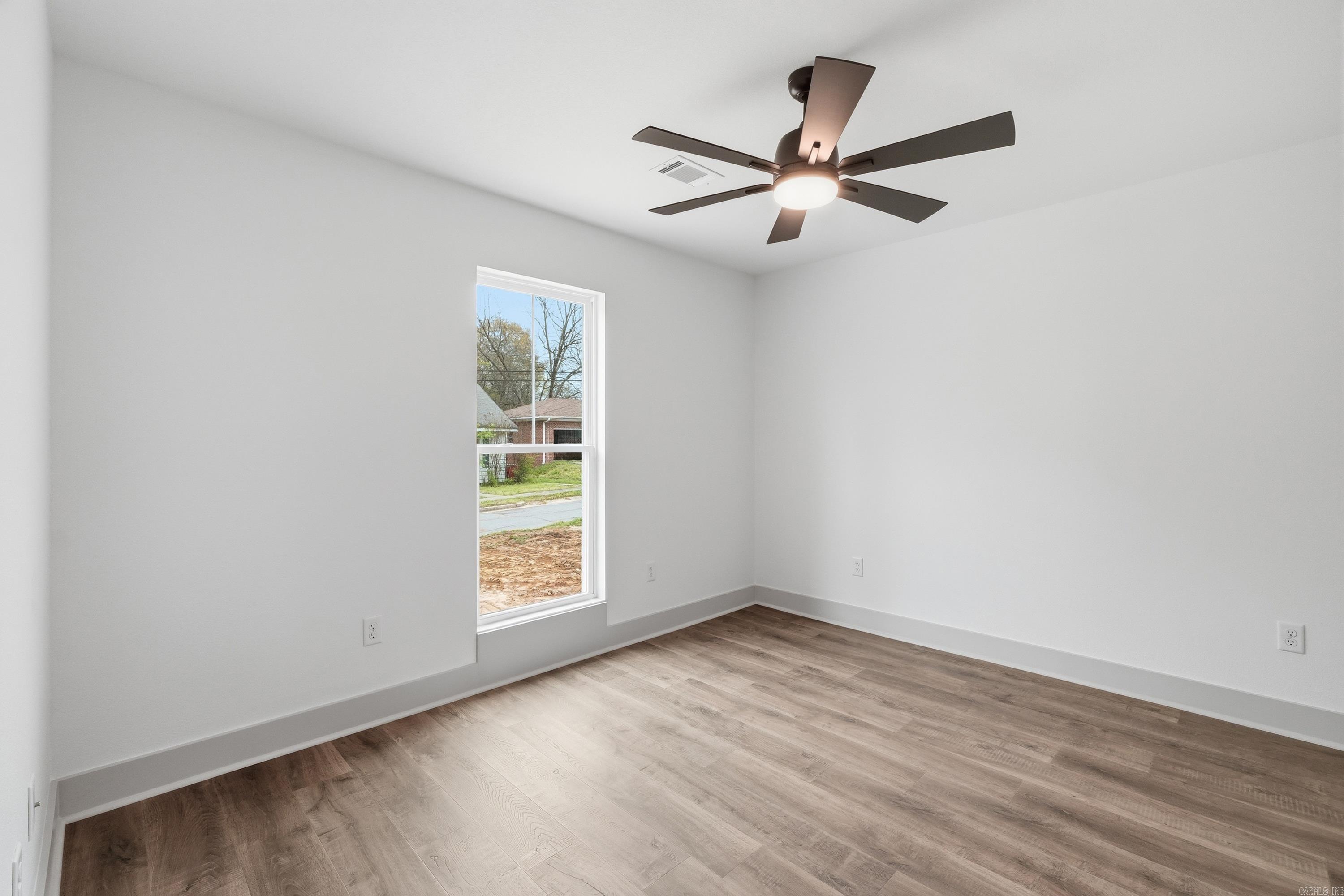 CLIFTONS ADDN - Residential