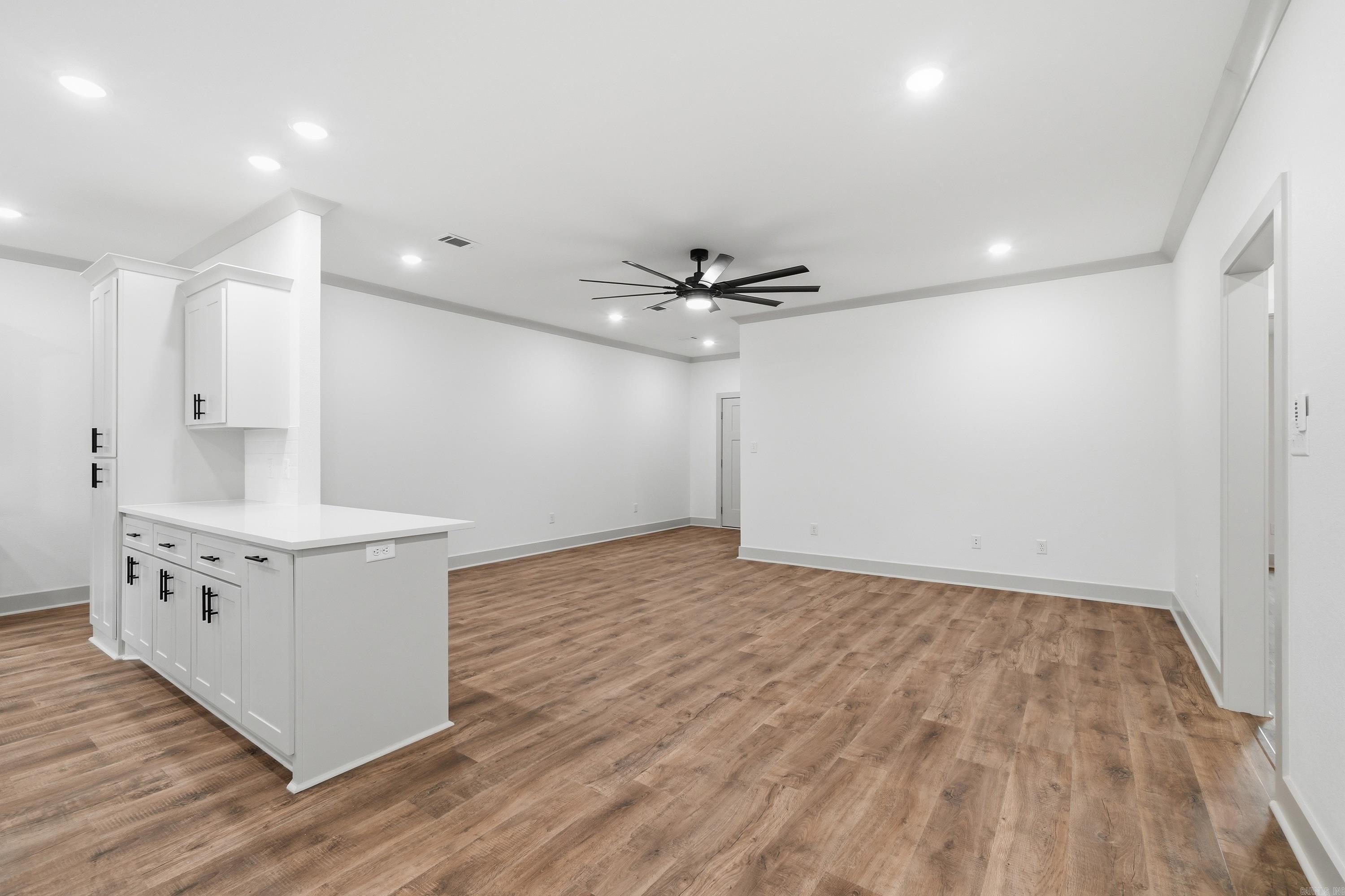 CLIFTONS ADDN - Residential