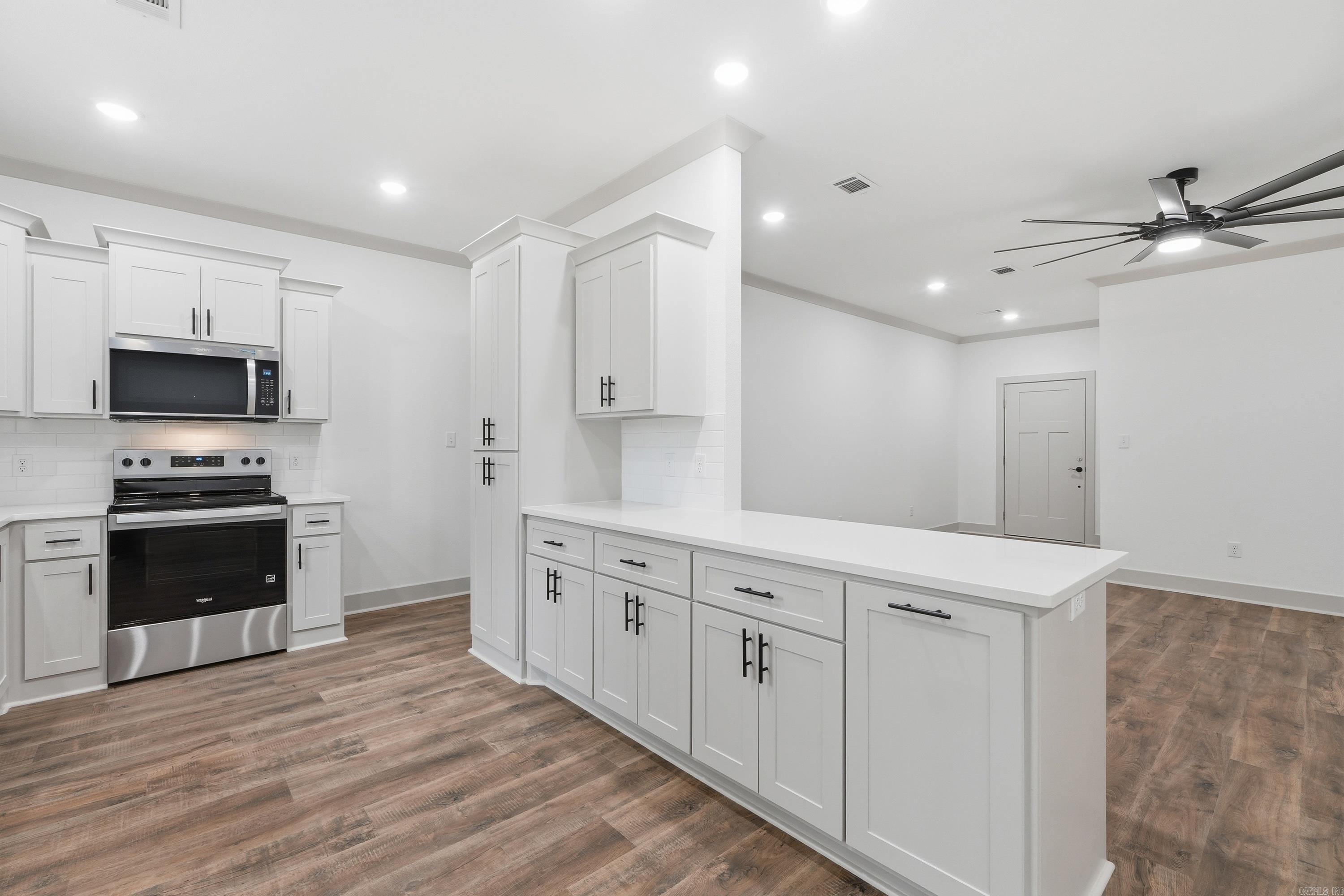 CLIFTONS ADDN - Residential