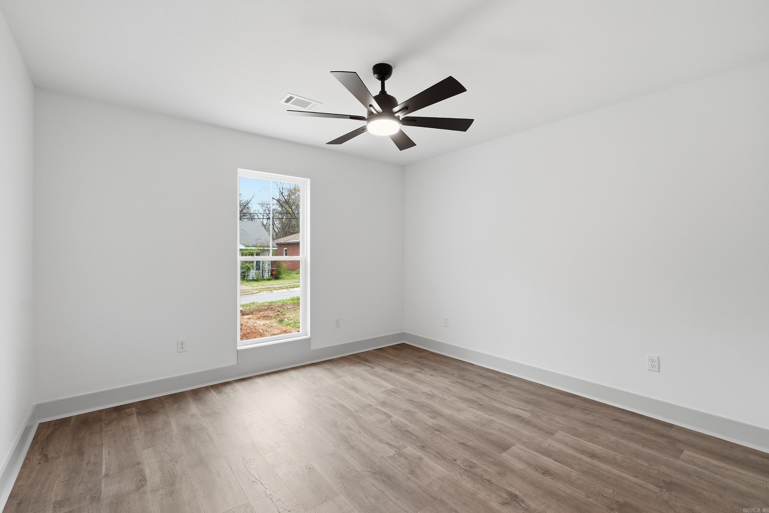 CLIFTONS ADDN - Residential