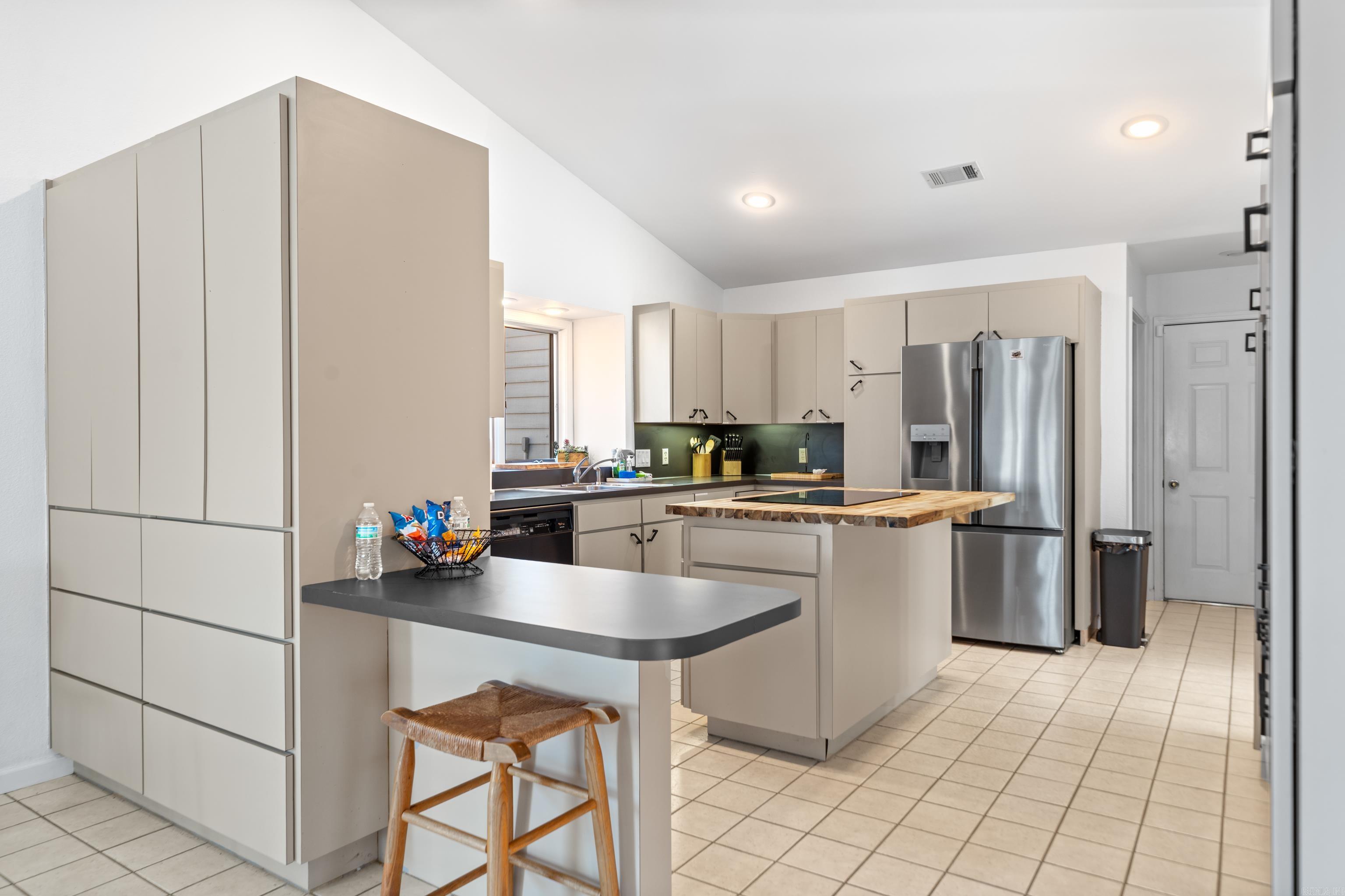 TANGLEWOOD - Residential