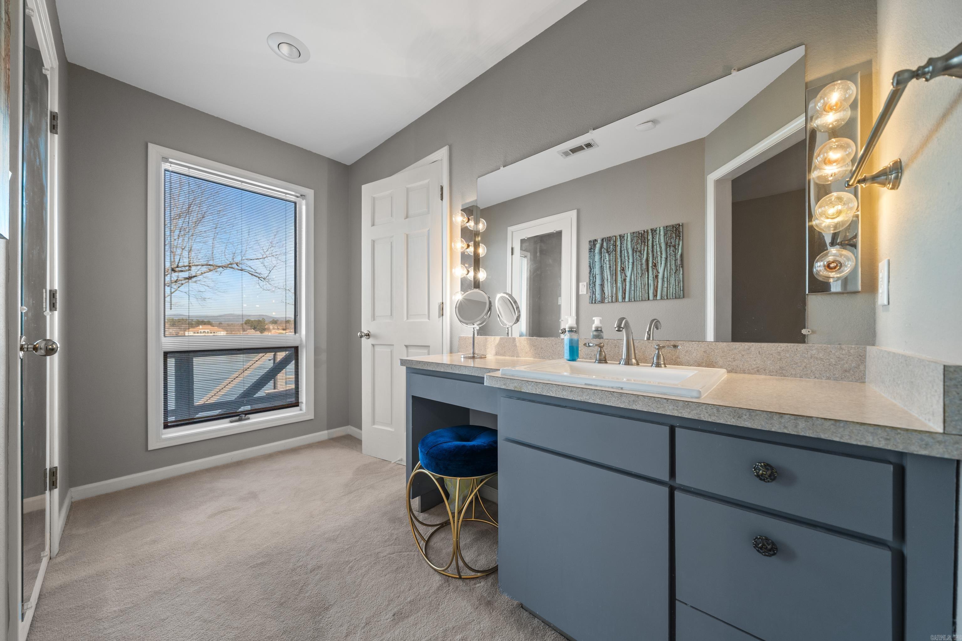 TANGLEWOOD - Residential